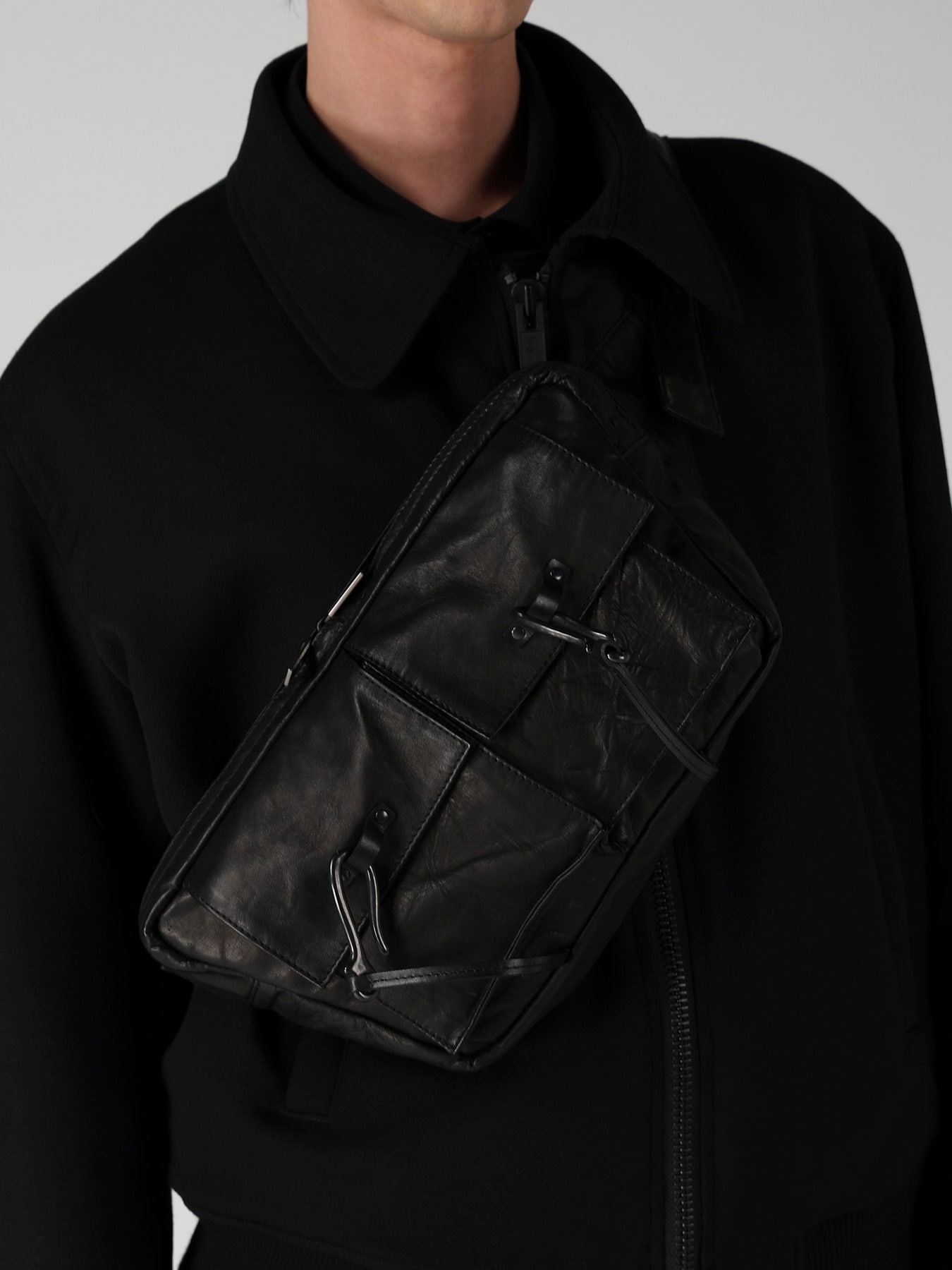 SHRINKED HORSE LEATHER MILITARY CROSS-BODY BAG