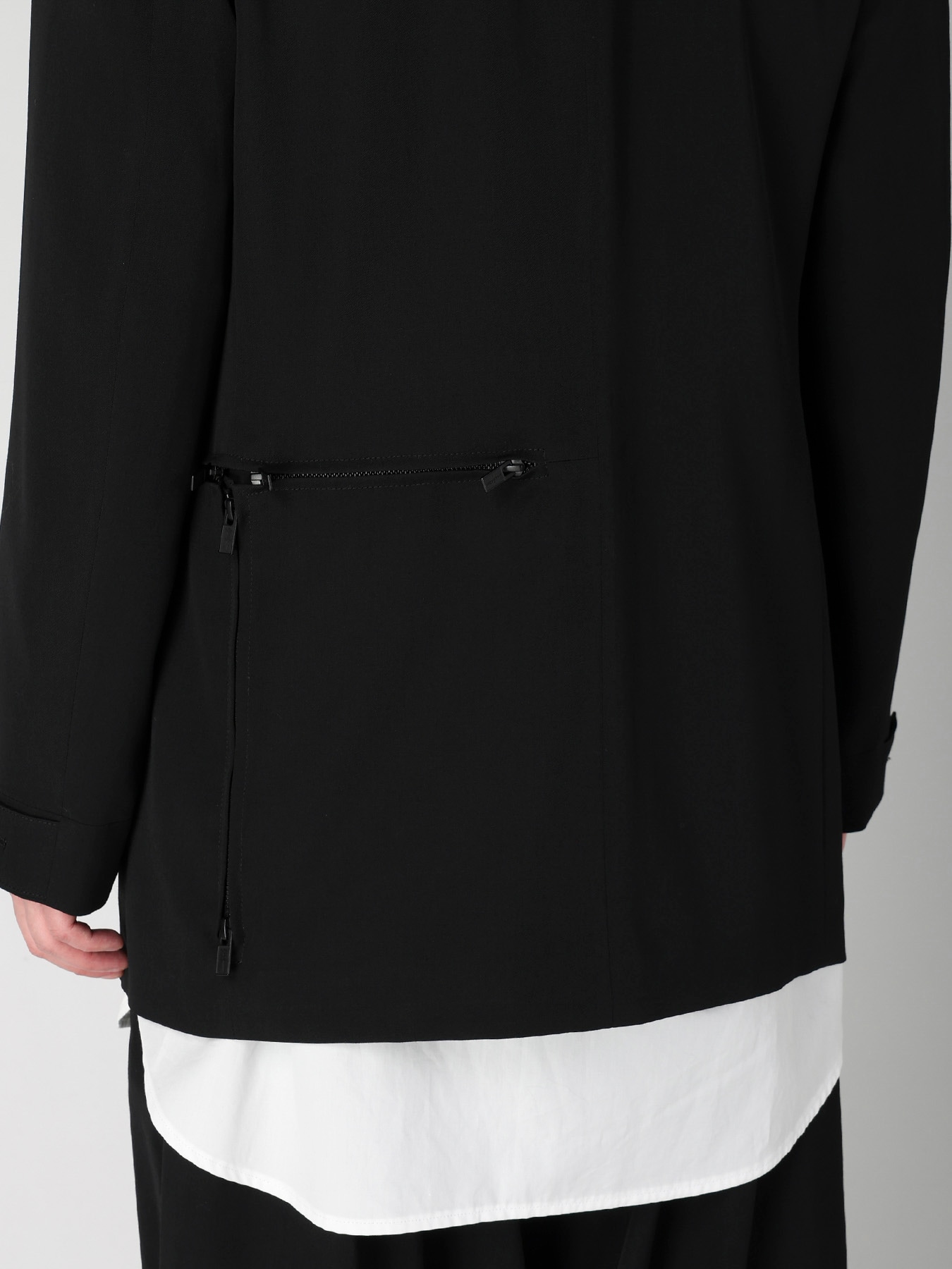 WOOL GABARDINE NOTCHED LAPEL JACKET