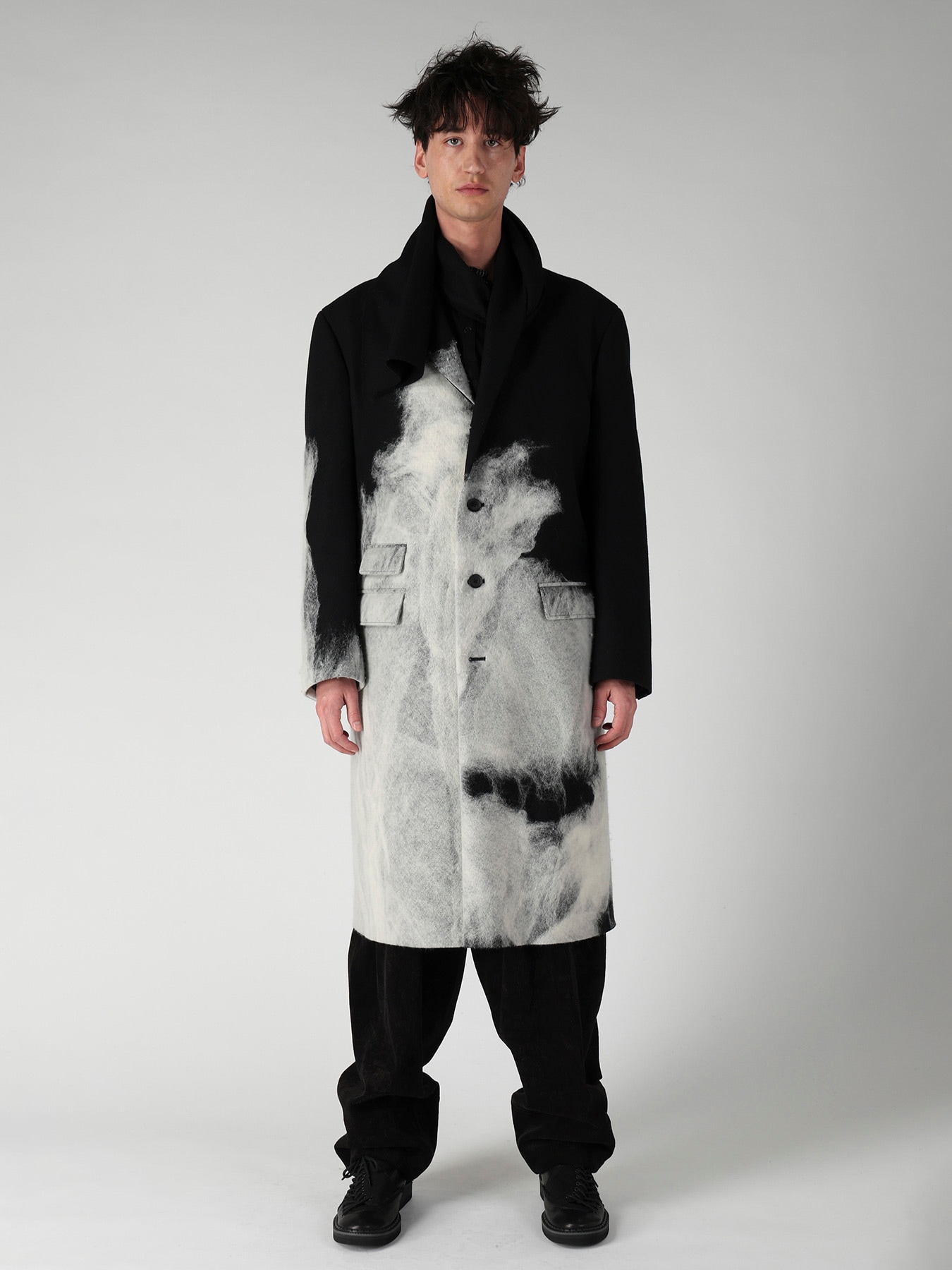 NEEDLE PUNCHED FLANNEL WHITE SCARF JACKET