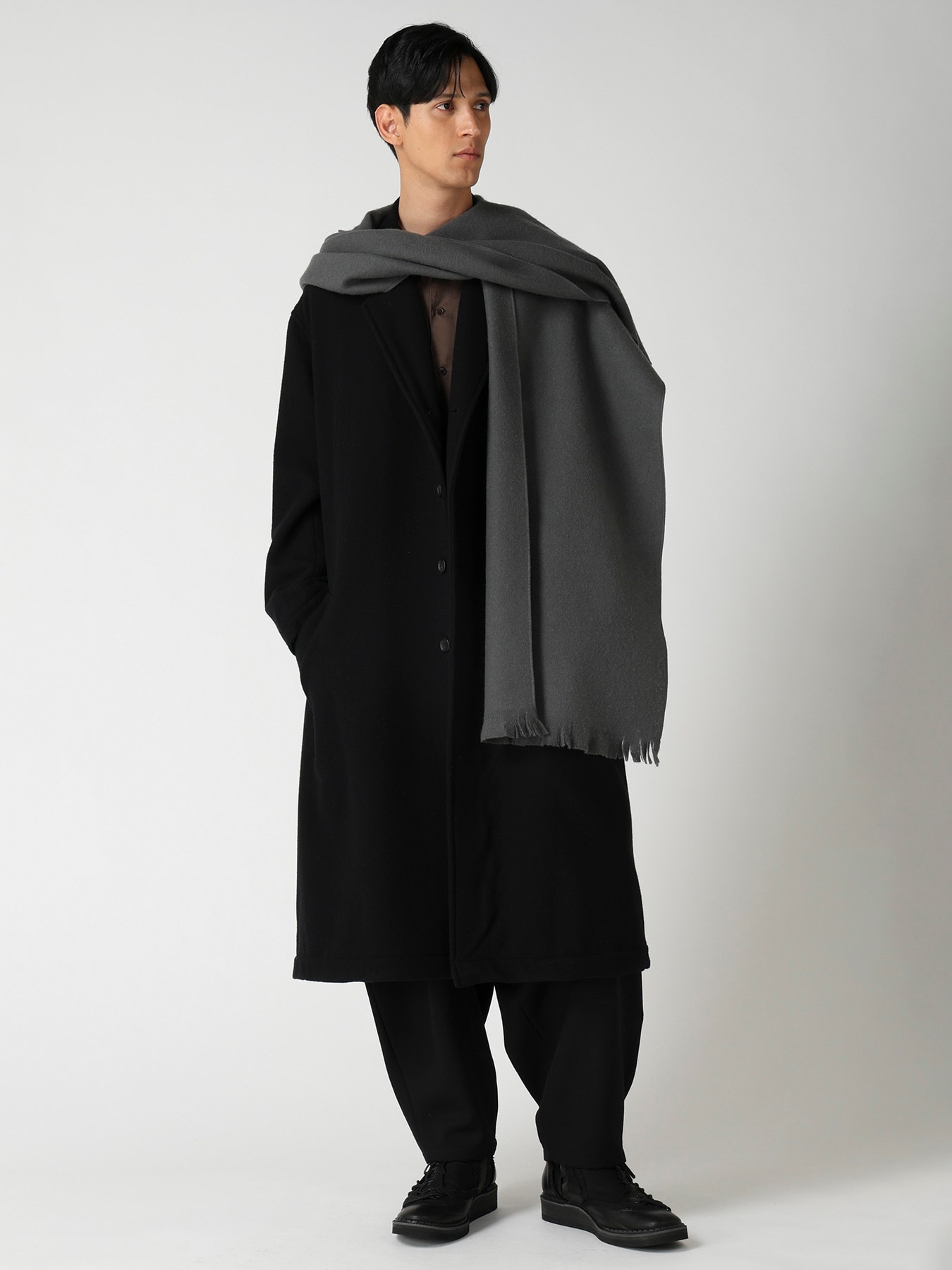 MILLED WOOL HOOD STOLE