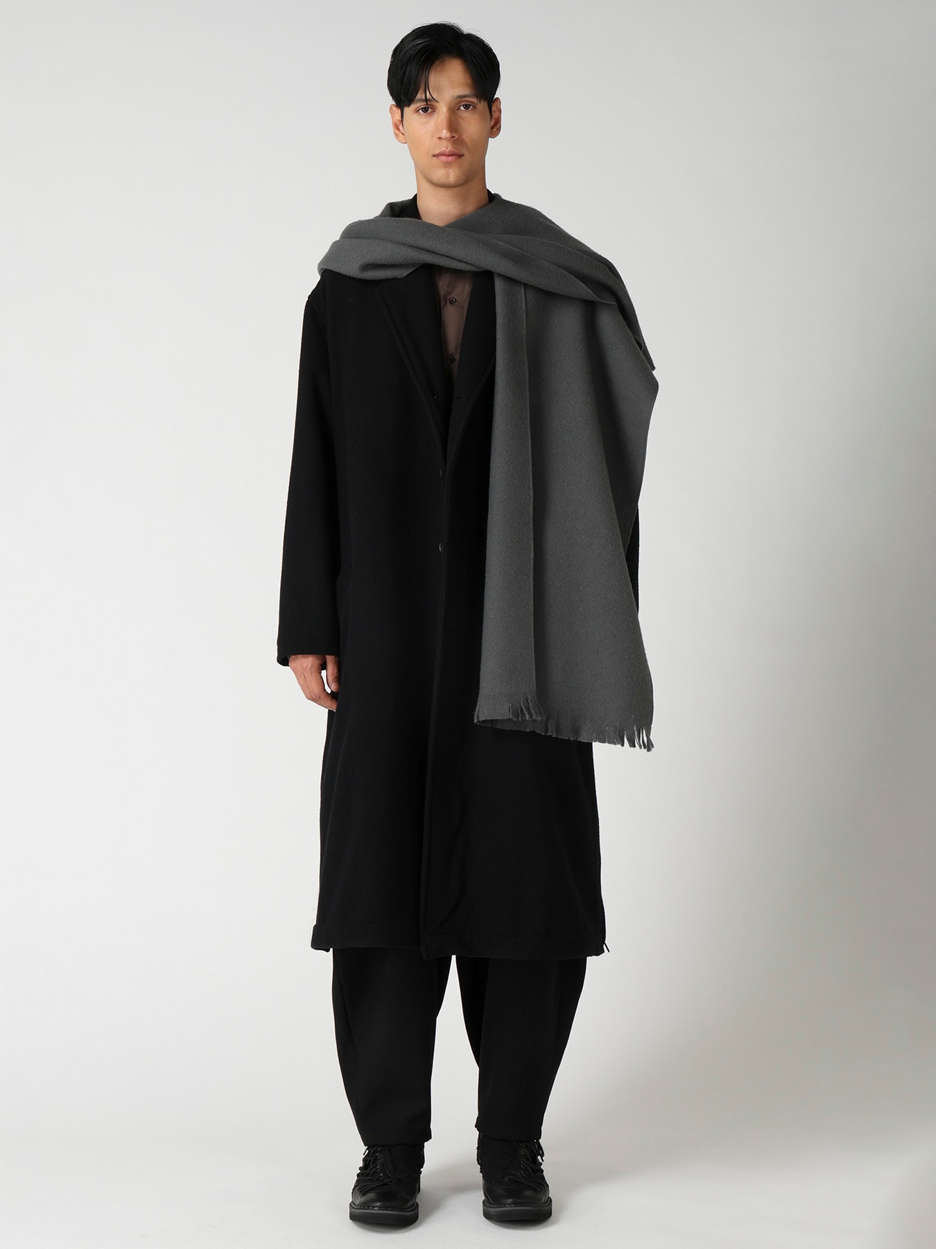 MILLED WOOL HOOD STOLE