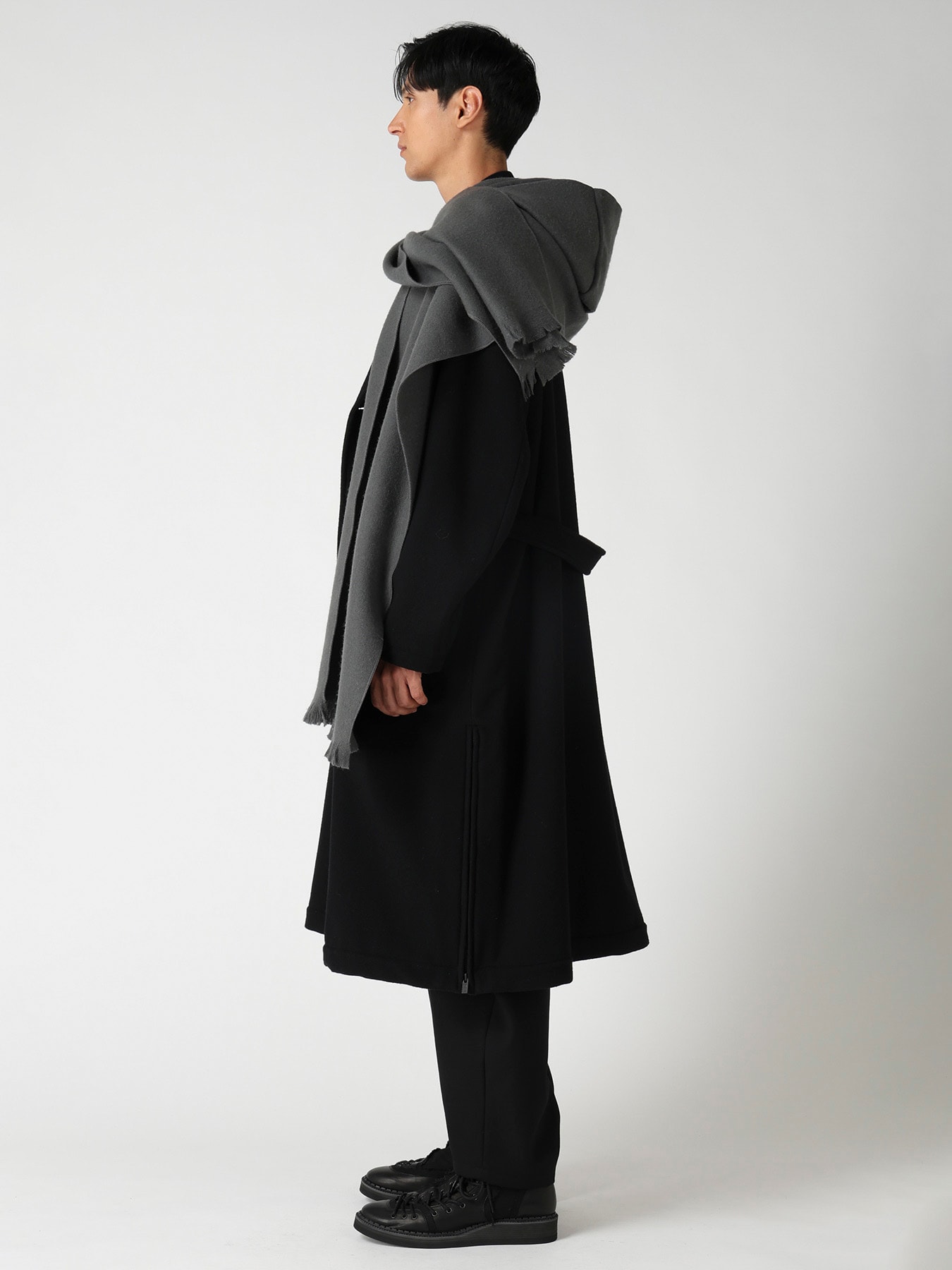 MILLED WOOL HOOD STOLE