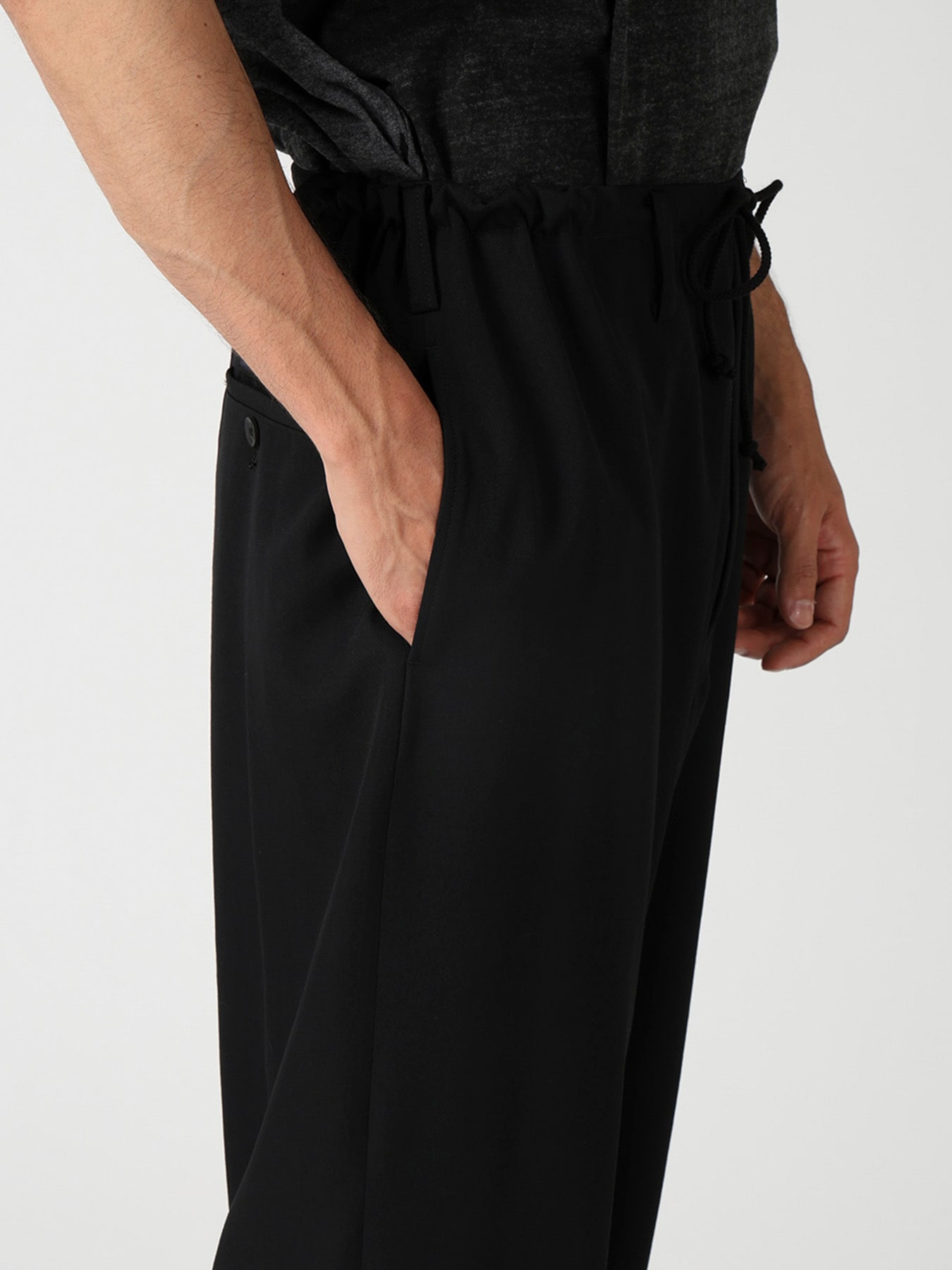 RE GABARDINE SIDE POCKET STRING PANTS
