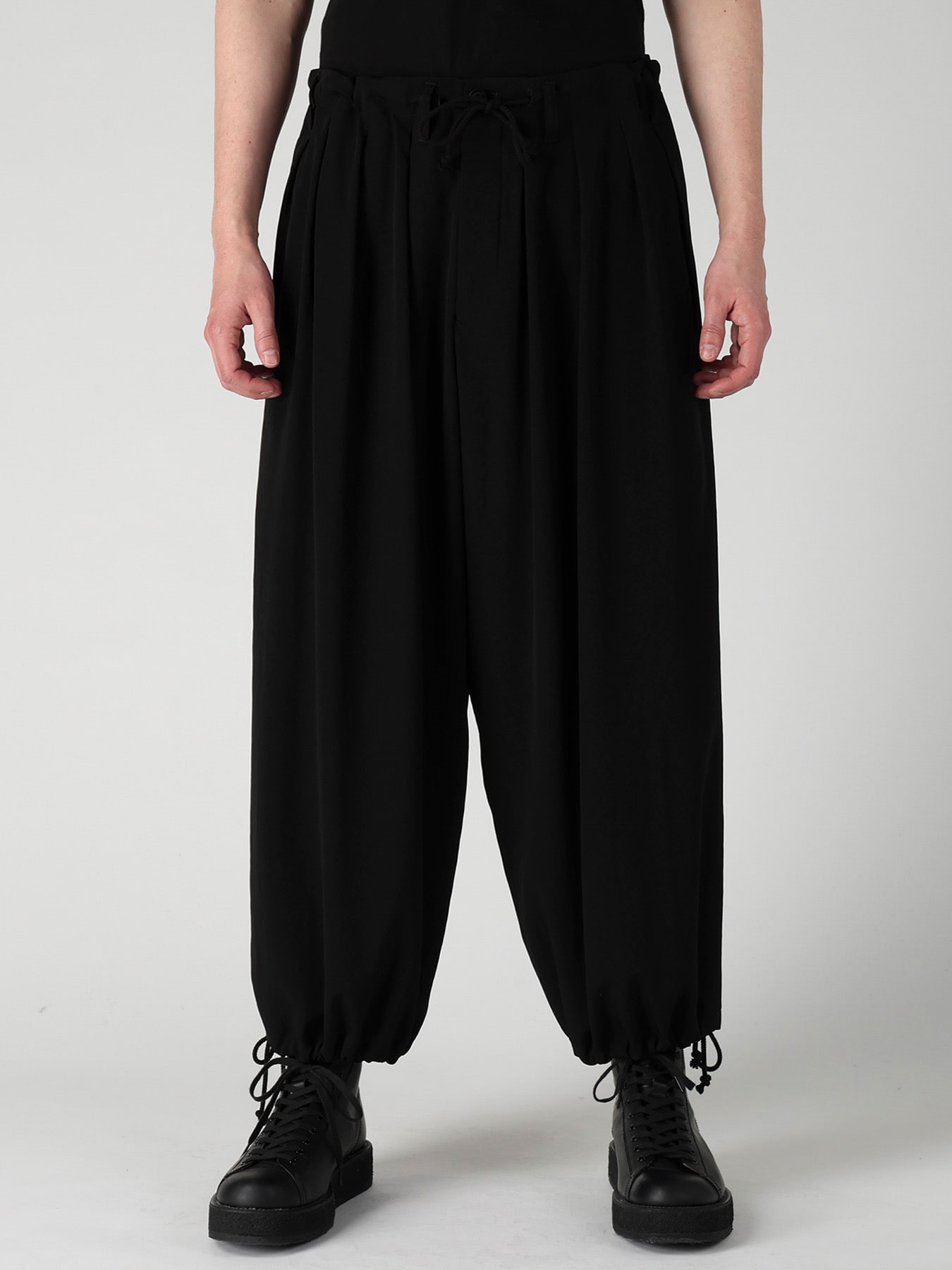 TA TUXEDO STANDARD BALLON PANTS