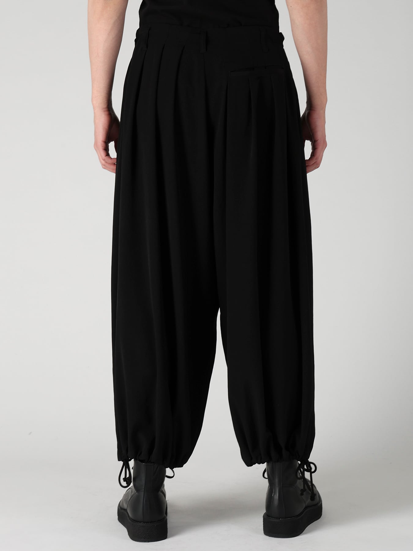 TA TUXEDO STANDARD BALLON PANTS