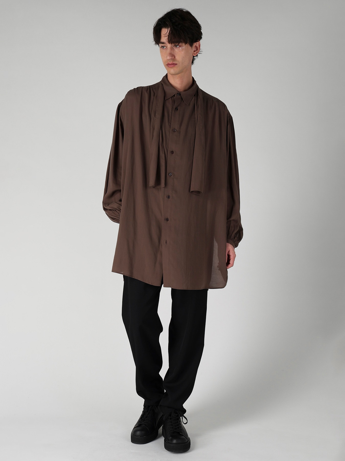 RE GABARDINE HOOK PANTS