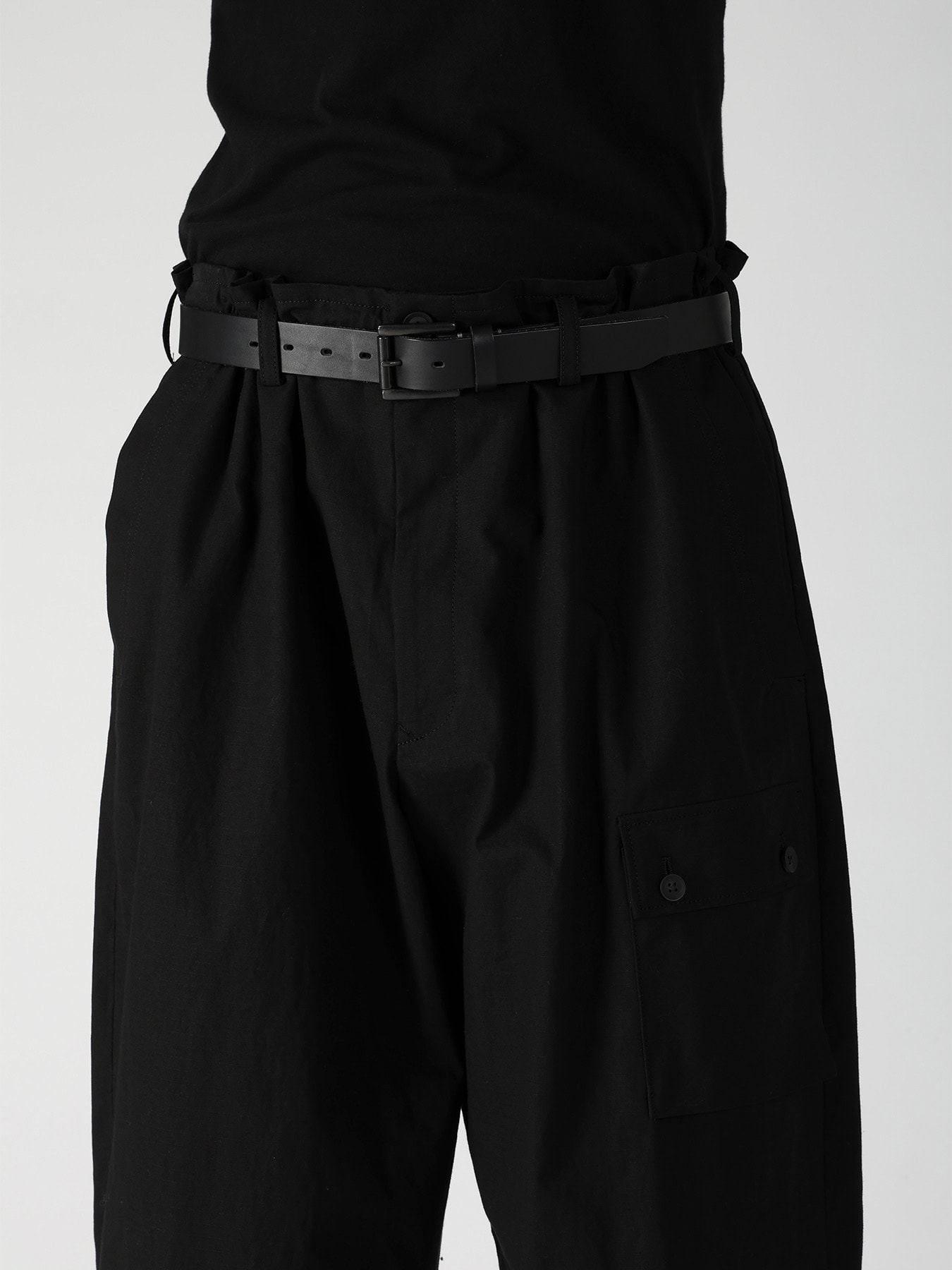 C/ RIP STOP MILITALLY ZIP PANTS