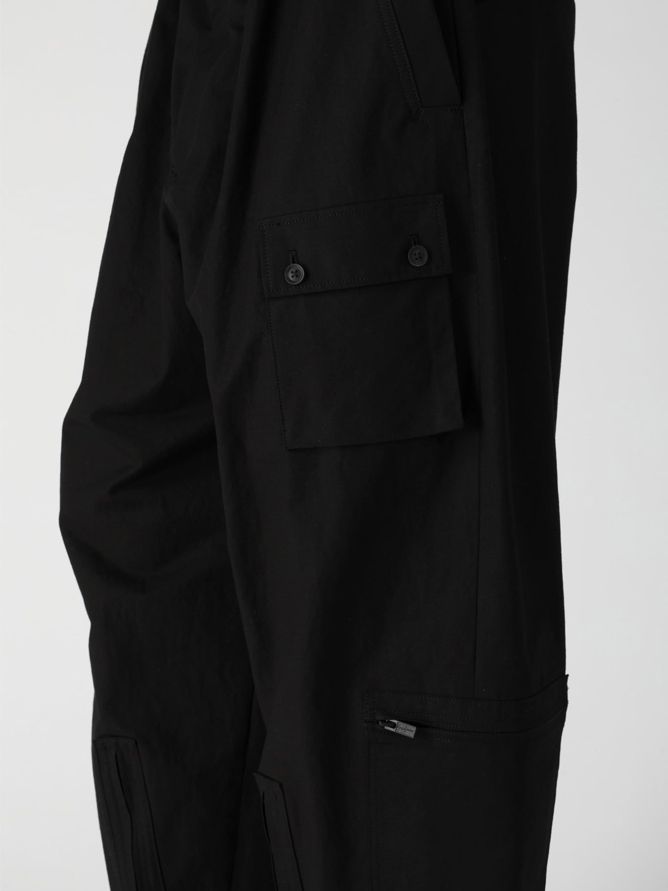 C/ RIP STOP MILITALLY ZIP PANTS