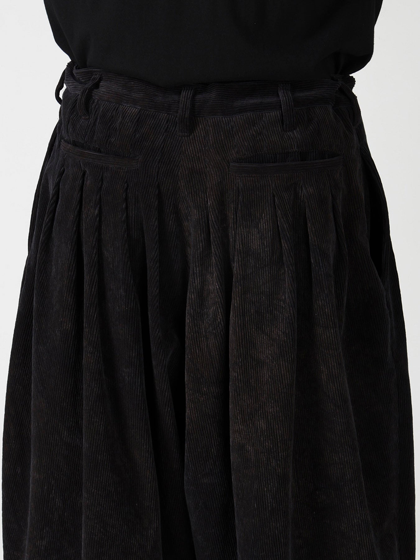 C/RY CORDUROY PIGMENT WASHED 20TUCKS HEM PANTS