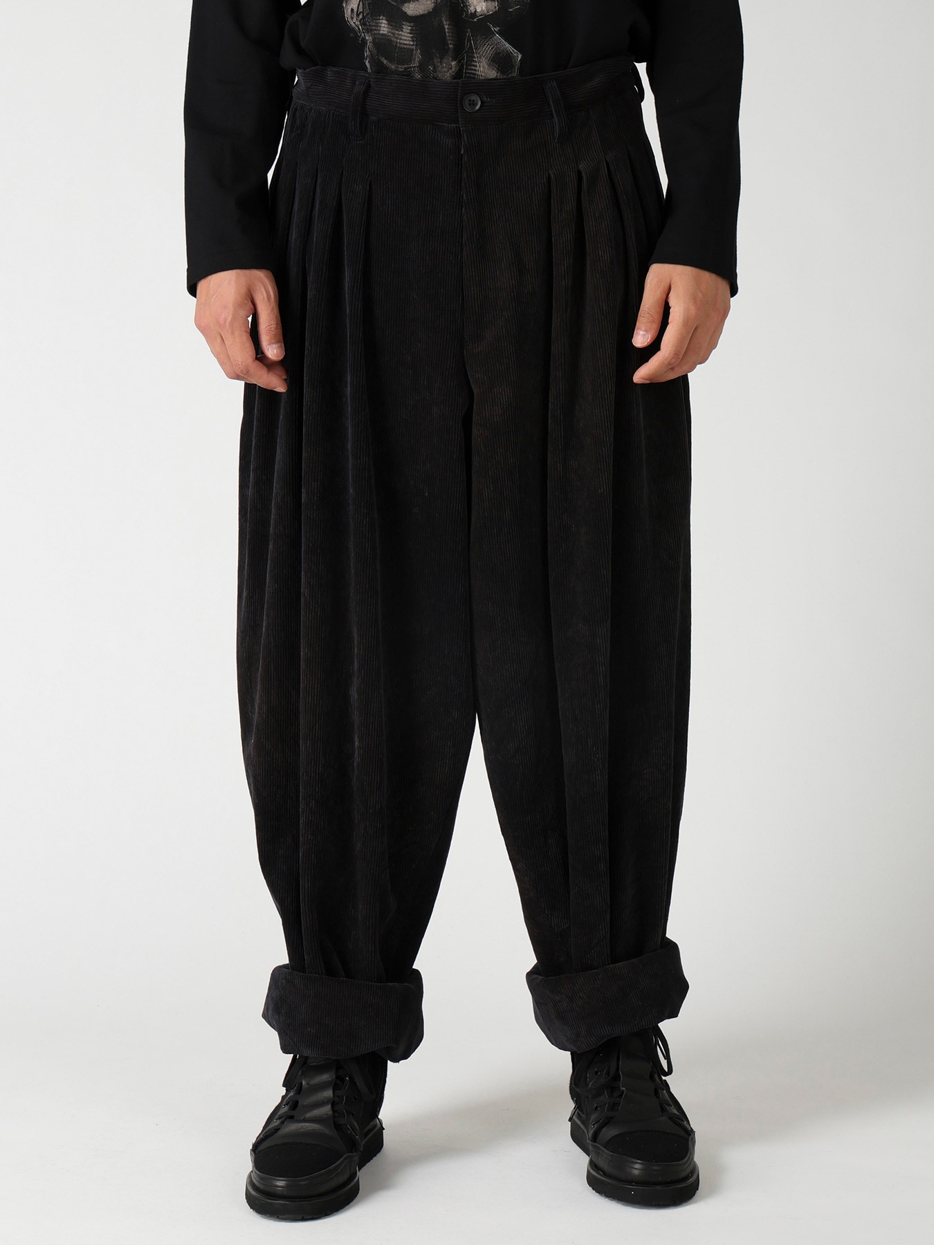 C/RY CORDUROY PIGMENT WASHED 20TUCKS HEM PANTS