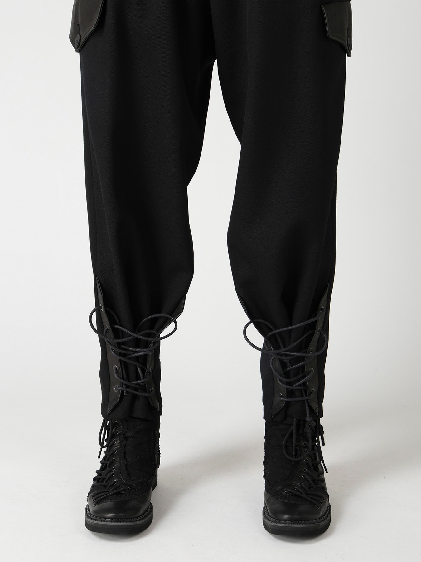 LEATHER ARMY GABARDINE POCKET PANTS