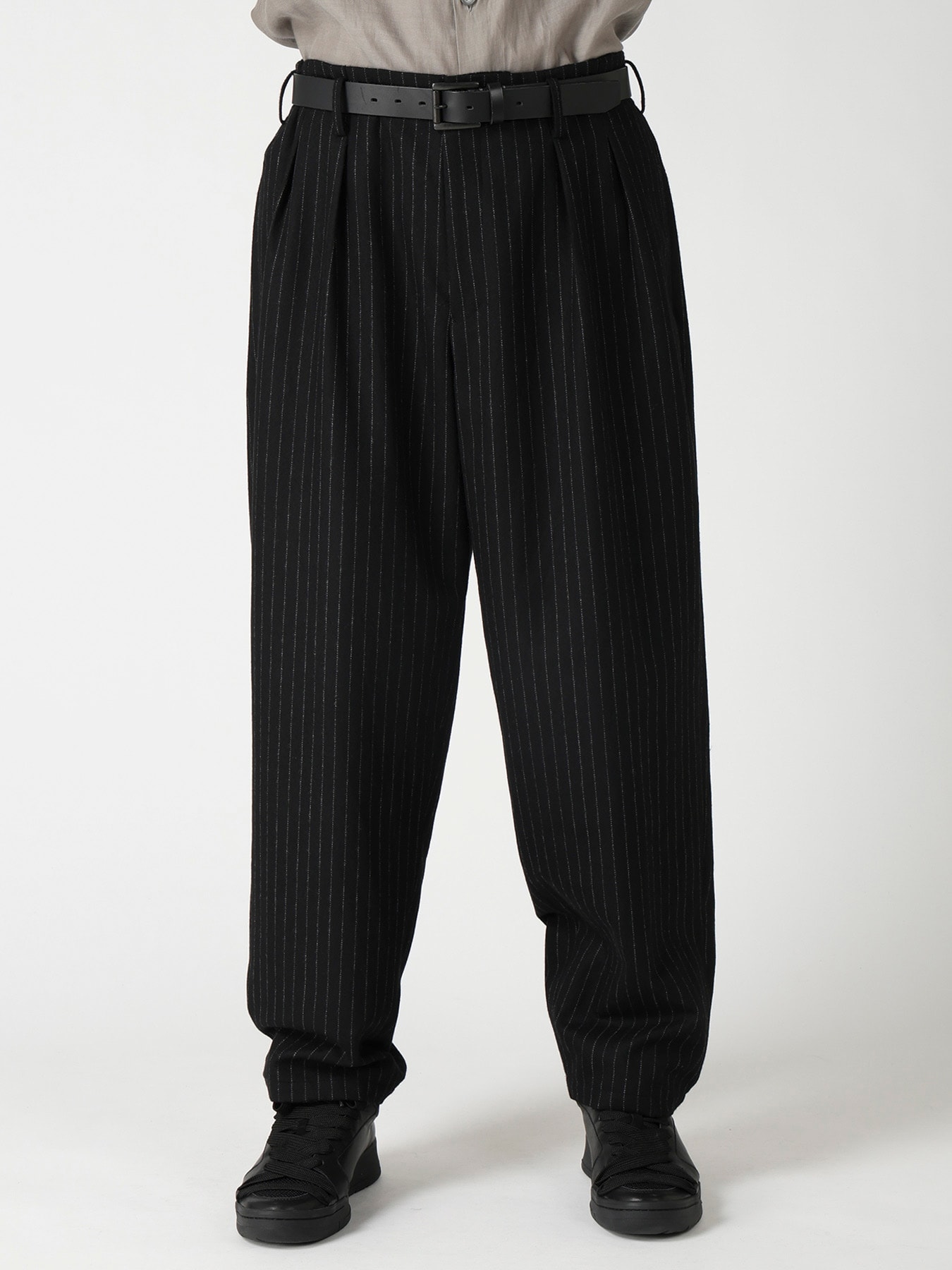 TOP STRIPE FLANNEL 2TUCKS SLIM PANTS
