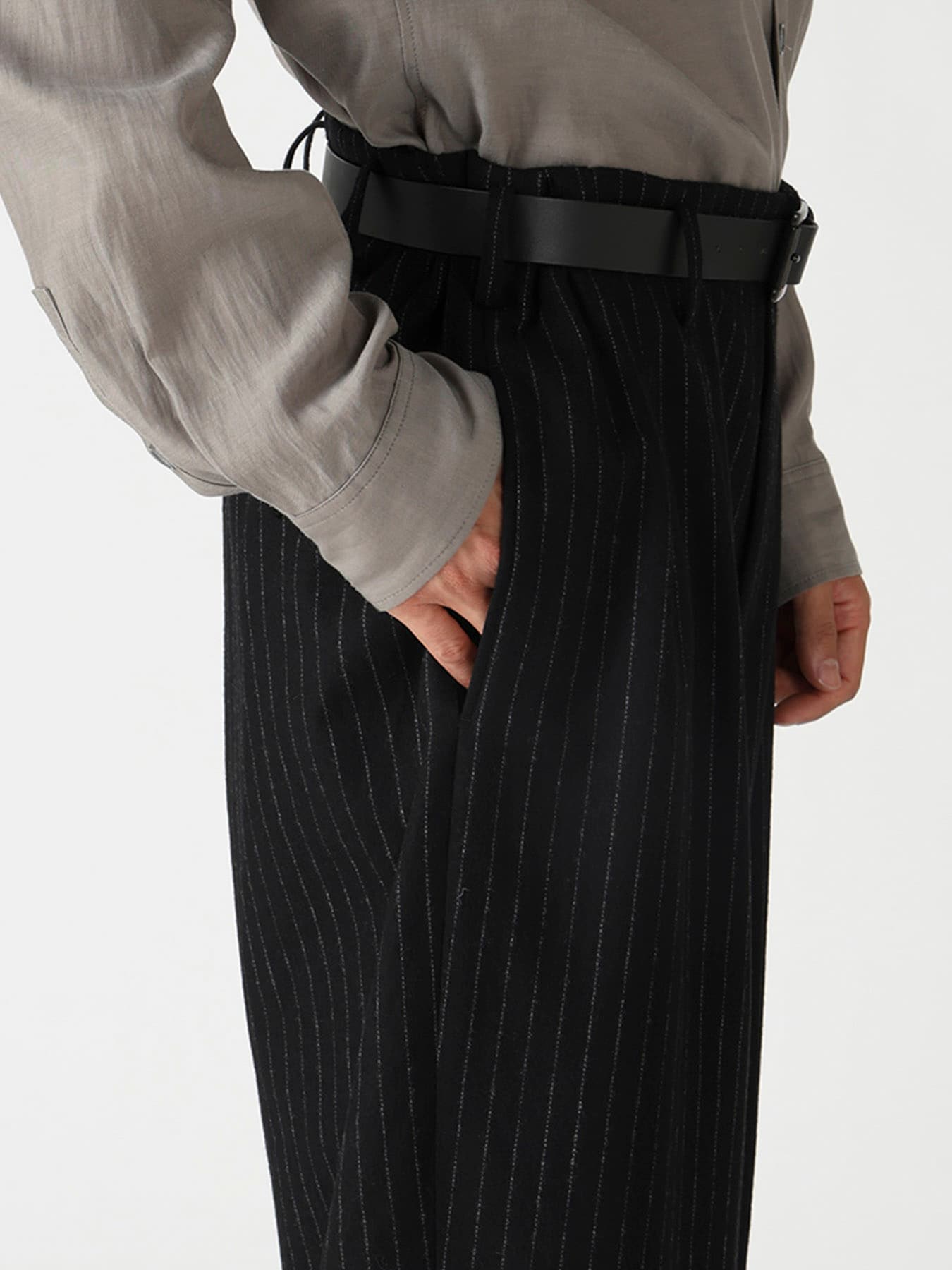 TOP STRIPE FLANNEL 2TUCKS SLIM PANTS