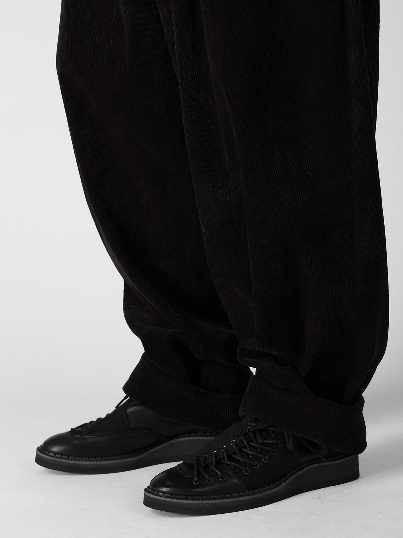 C/RY CORDUROY PIGMENT WASH STACKED HEM PANTS