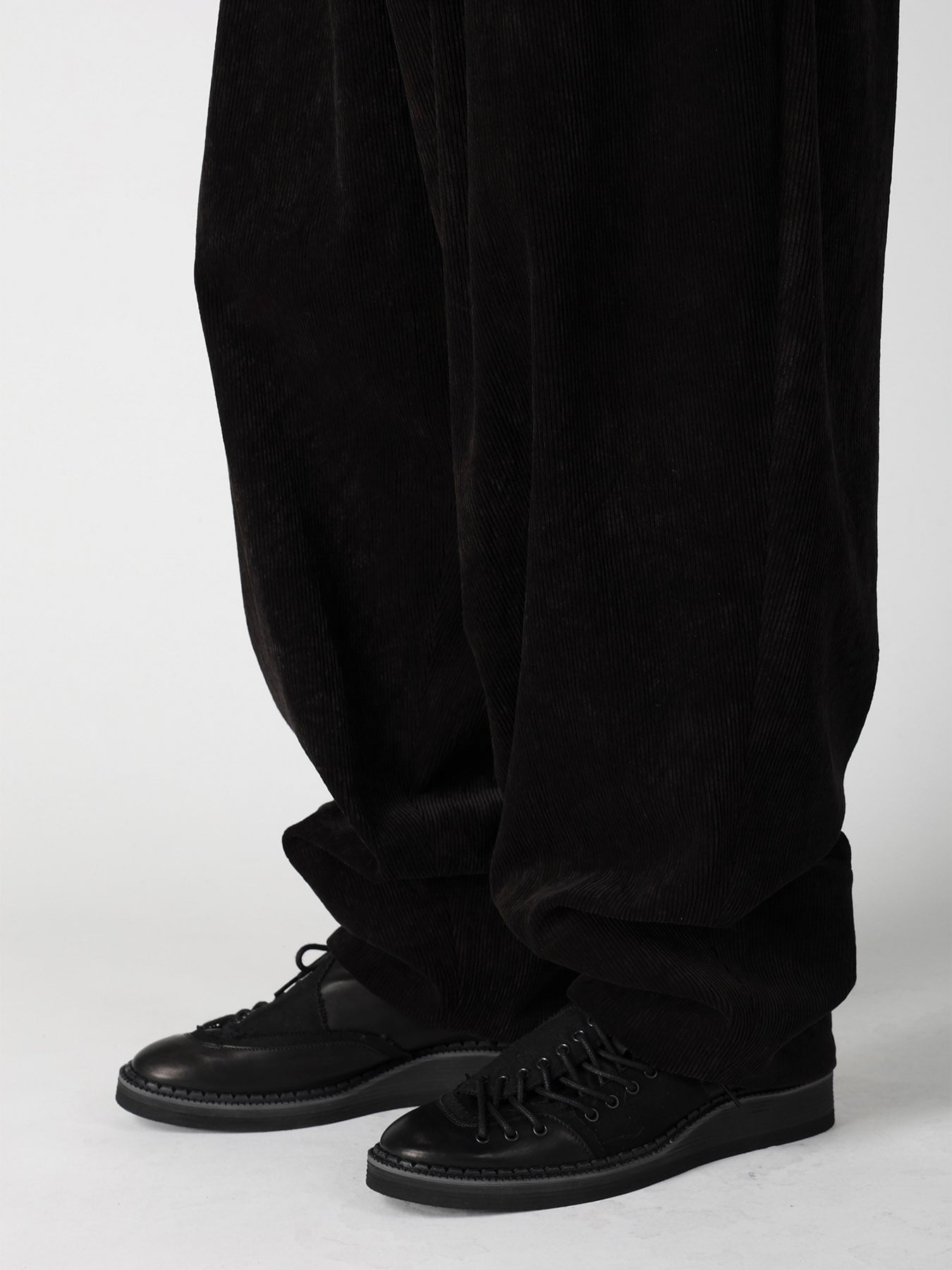 C/RY CORDUROY PIGMENT WASH STACKED HEM PANTS