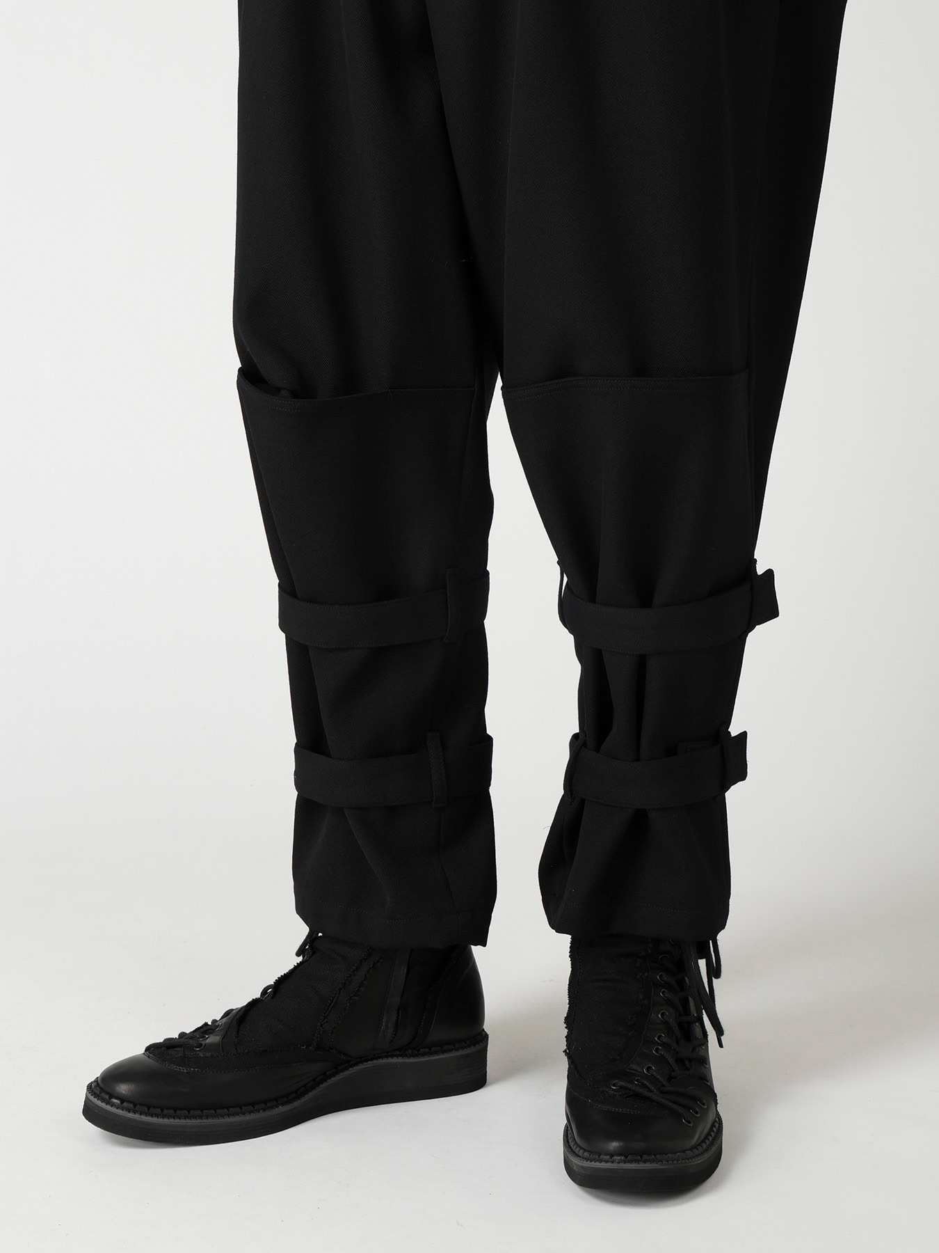 ARMY GABARDINE HEM BELT PANTS