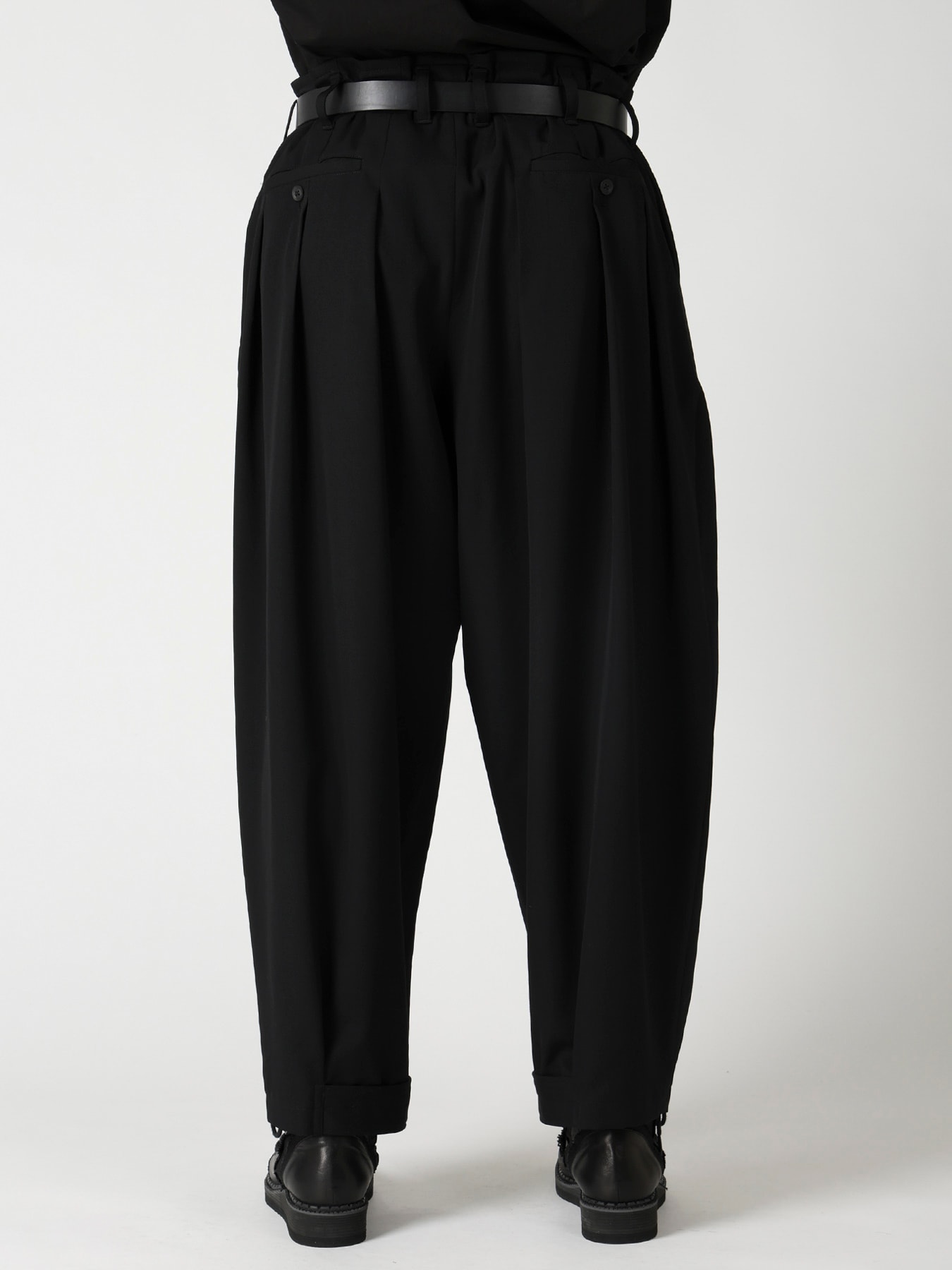 WOOL GABARDINE HEM TAB WIDE TUCK PANTS