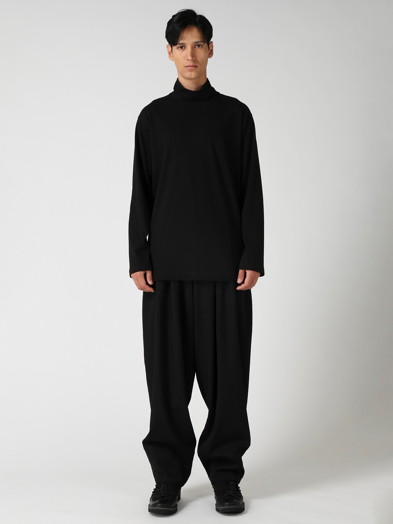 SOFT SINGLE JERSEY HIGH NECK LONG SLV TEE