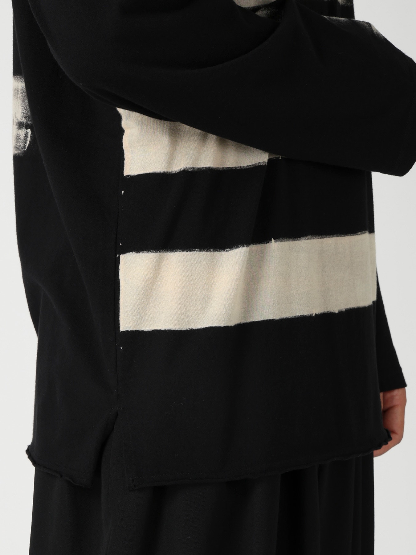 COTTON SINGLE JERSEY ROUND NECK LONG SLV T(FREE SIZE Black): Yohji