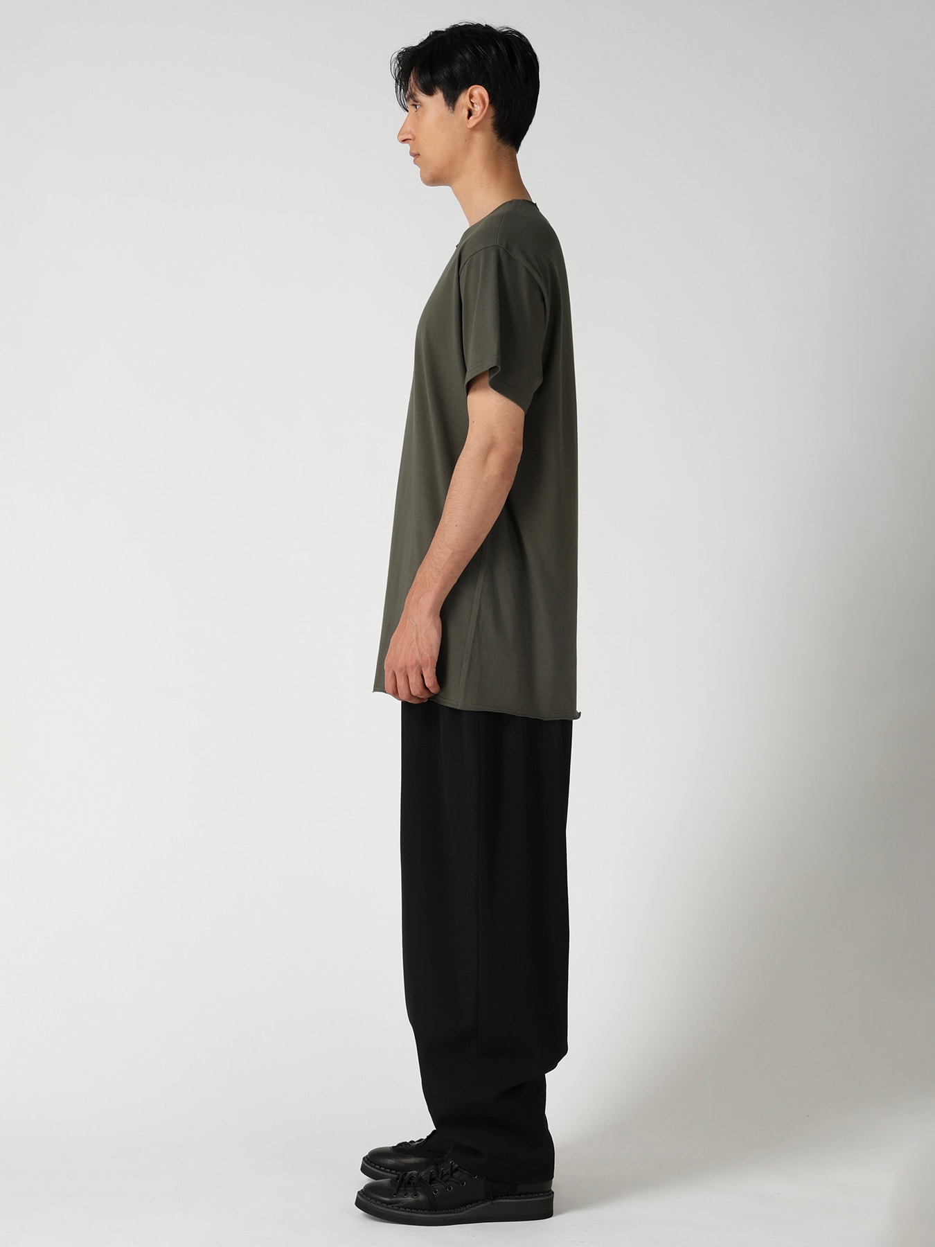 COTTON JERSEY SLIT ROUND NECK SHORT SLV TEE