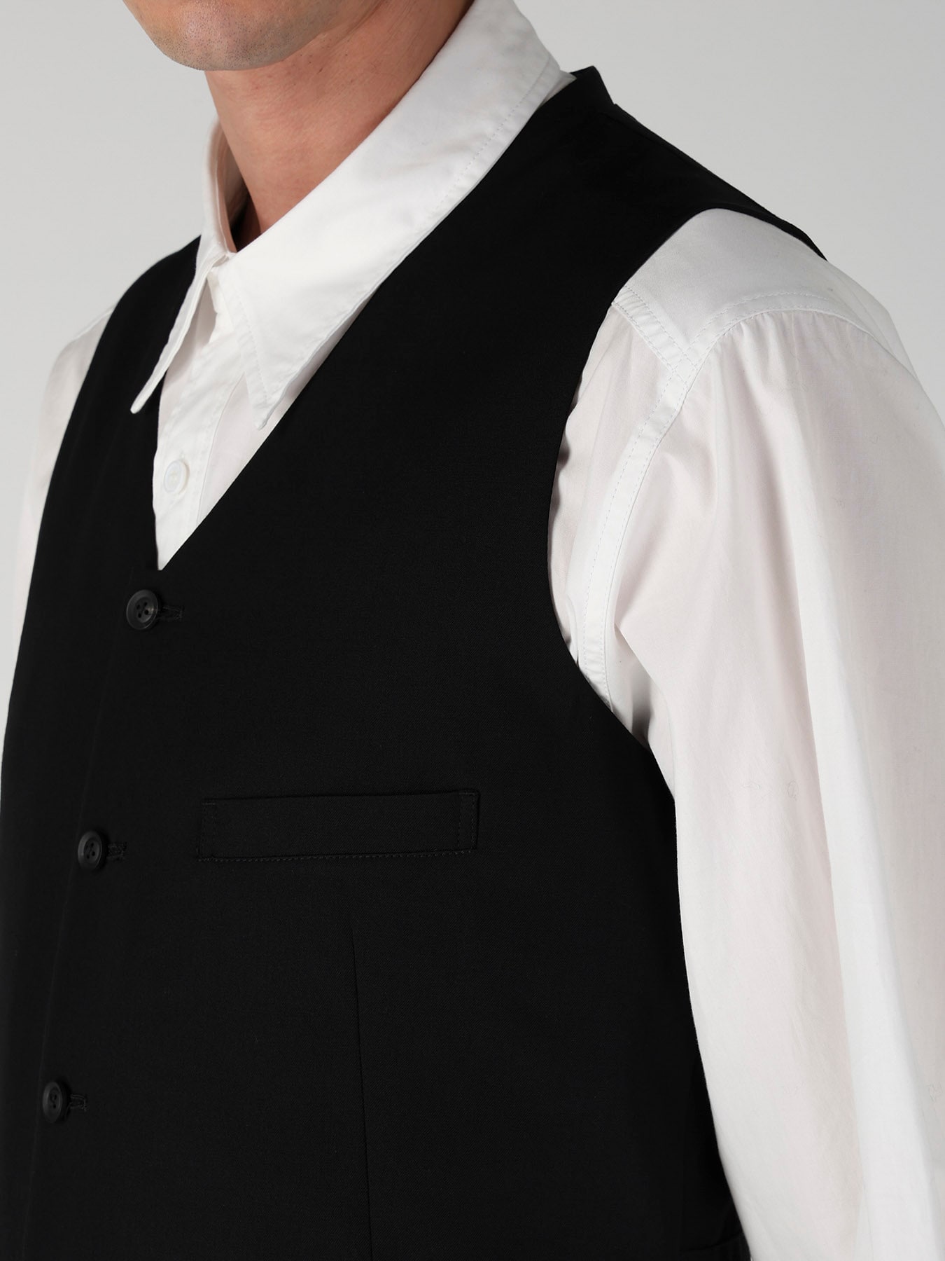 WOOL GABARDINE CHANGE POCKET VEST
