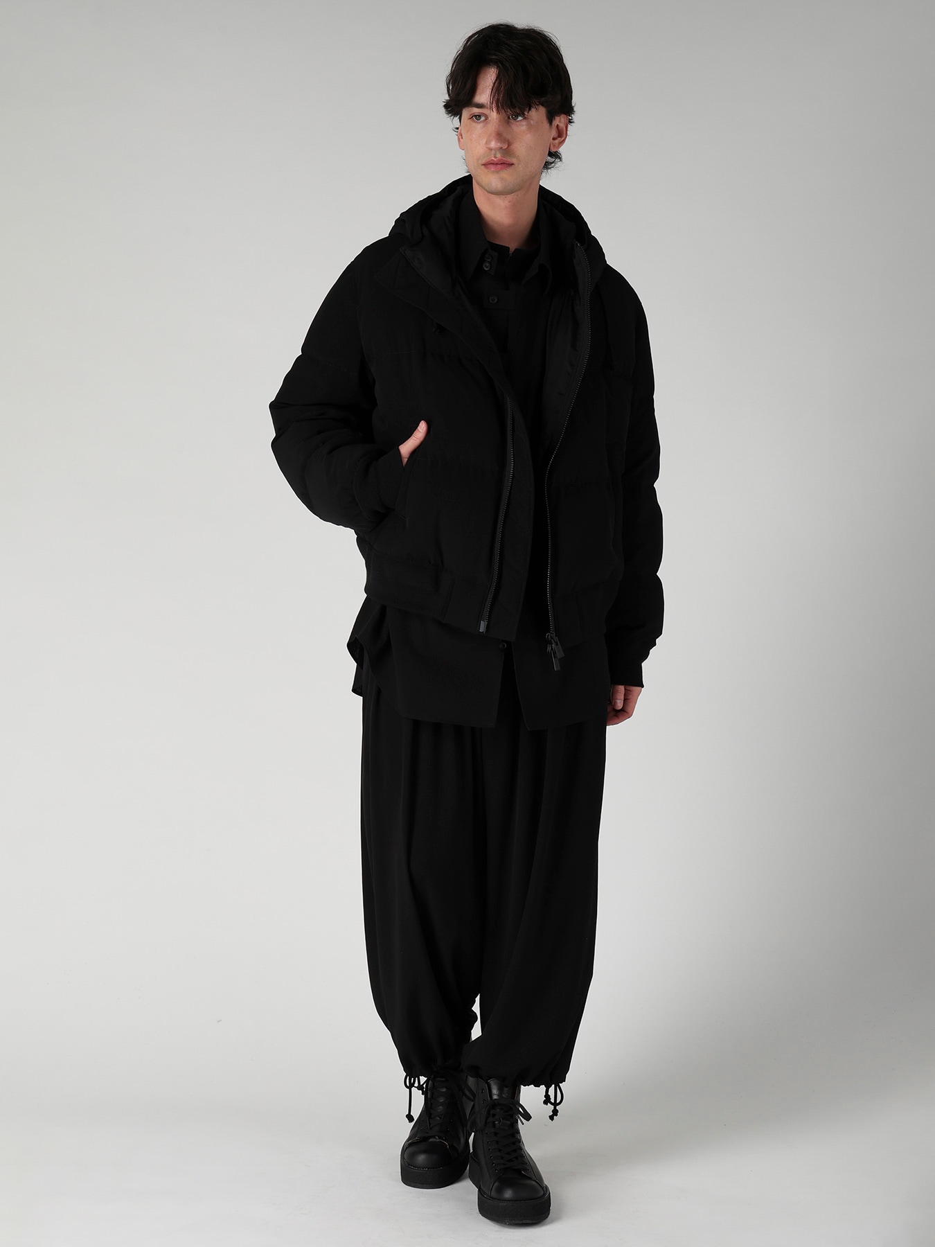 TA TUXEDO HOODIE DOWN JACKET