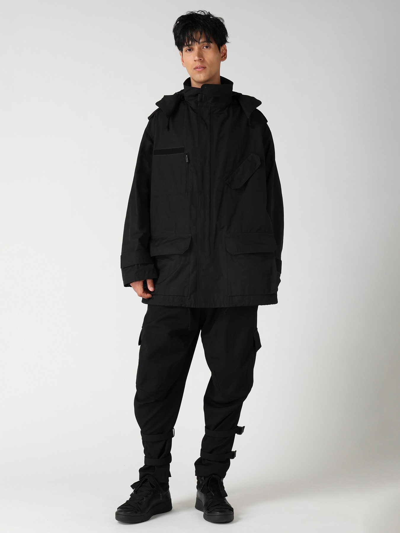 NY SPUN GABARDINE BLACK PACKABLE HOOD BLOUSON(S Black): Yohji