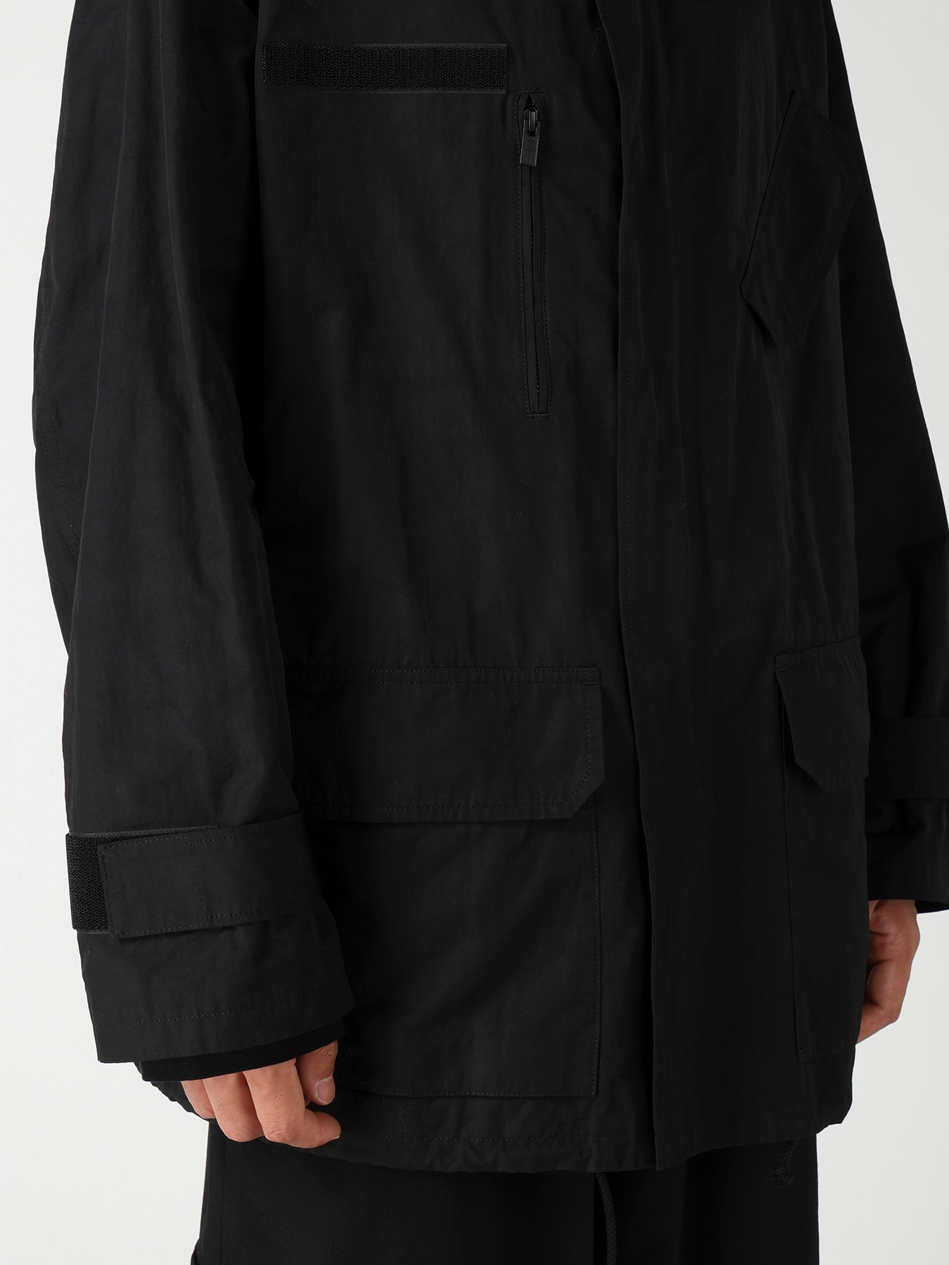 NY SPUN GABARDINE BLACK PACKABLE HOOD BLOUSON