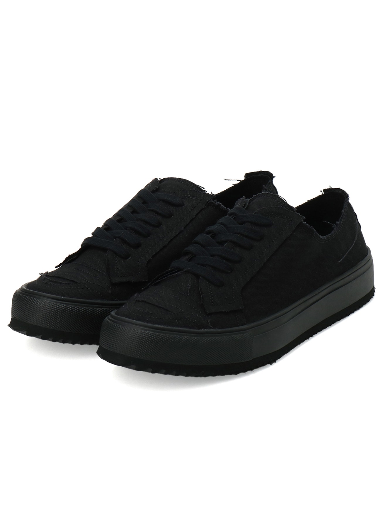 C/9 CANVAS A LOW TOP SNEAKER A