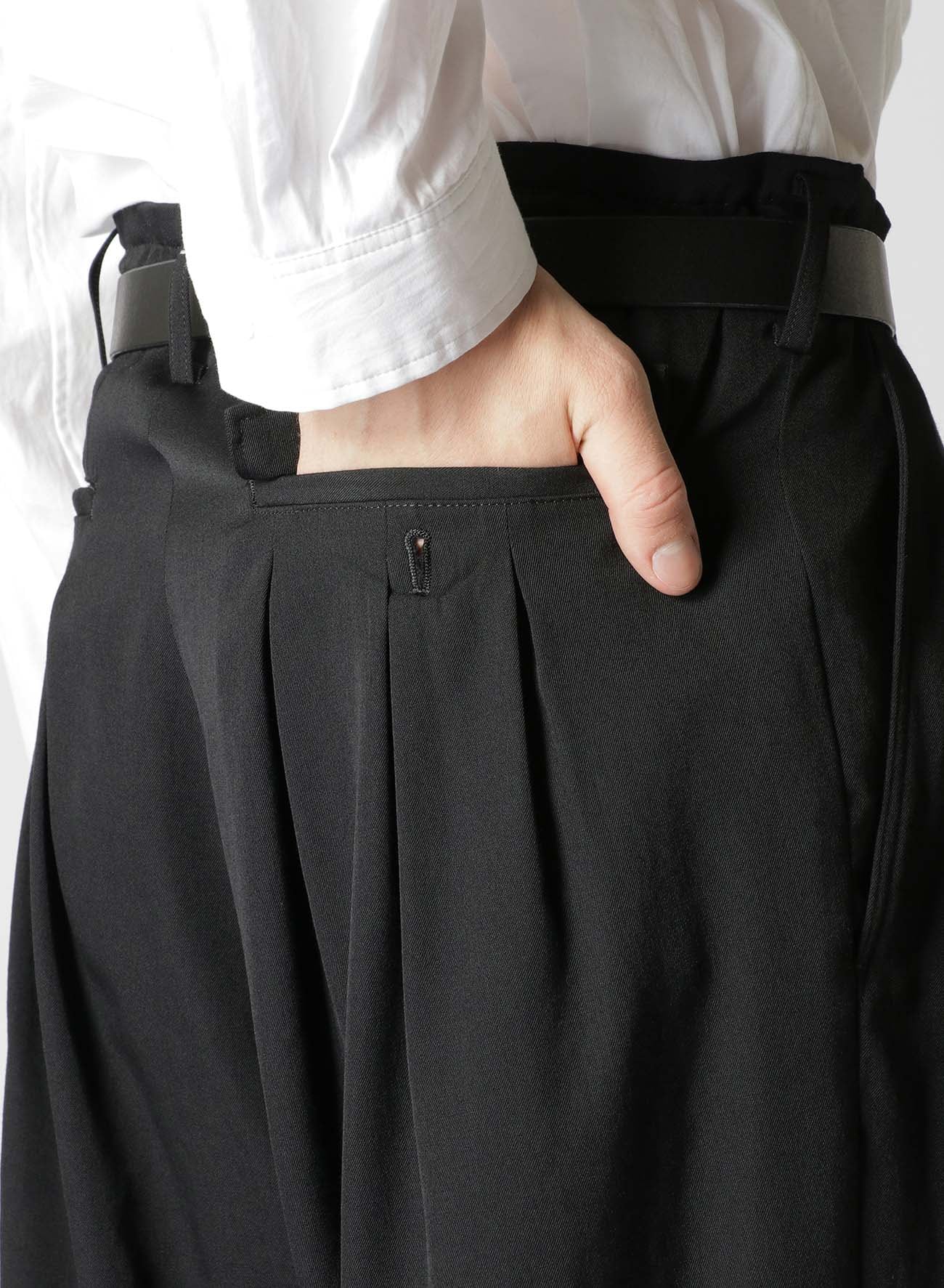 GABARDINE Y-12 TUCK FLAP P