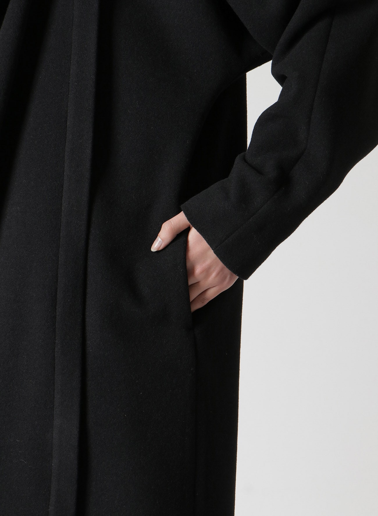 WOOL MOSSER COAT WITH ATTACHED STOLE(S Black): LIMI feu｜THE SHOP