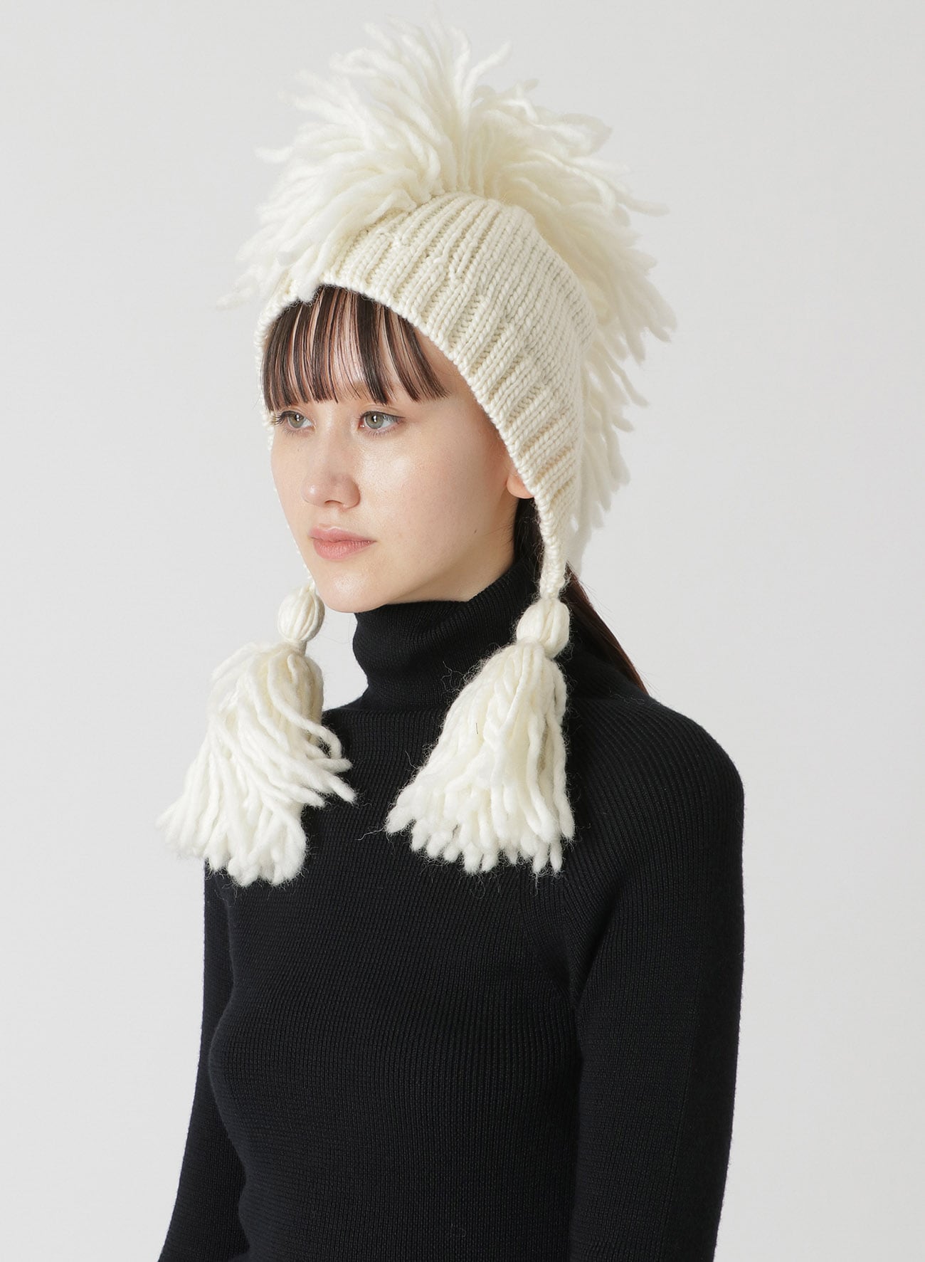 KNITTED WOOL JERSEY HAT WITH TASSELS AND SPIKES(FREE SIZE White 