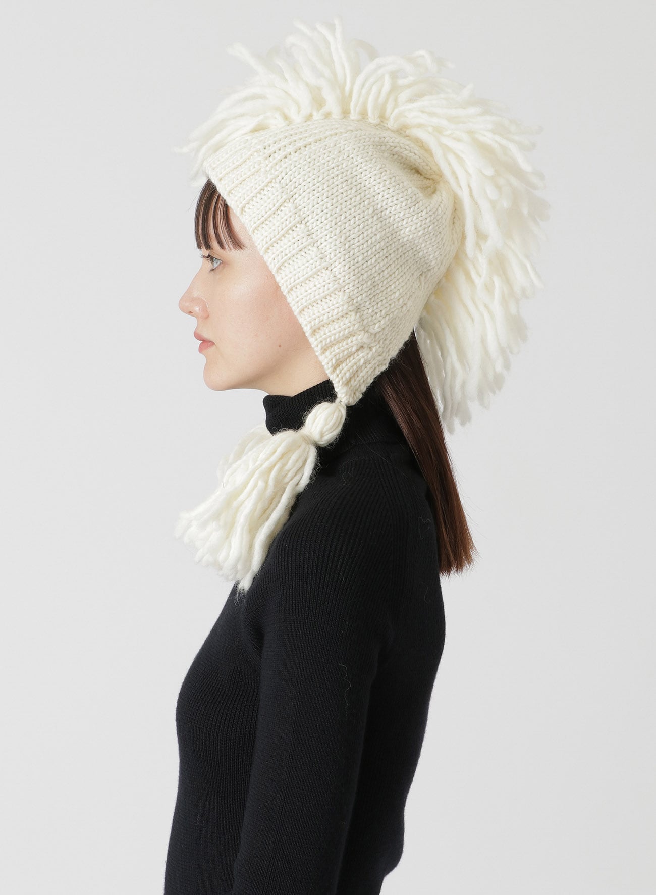 KNITTED WOOL JERSEY HAT WITH TASSELS AND SPIKES(FREE SIZE White 