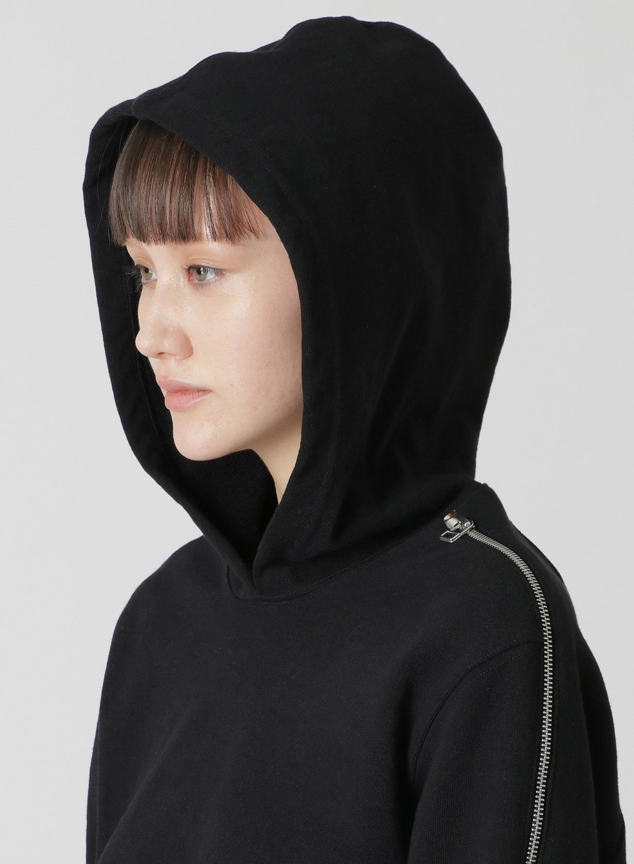 FRENCH TERRY PULLOVER HOODIE WITH SLEEVE ZIPPERS