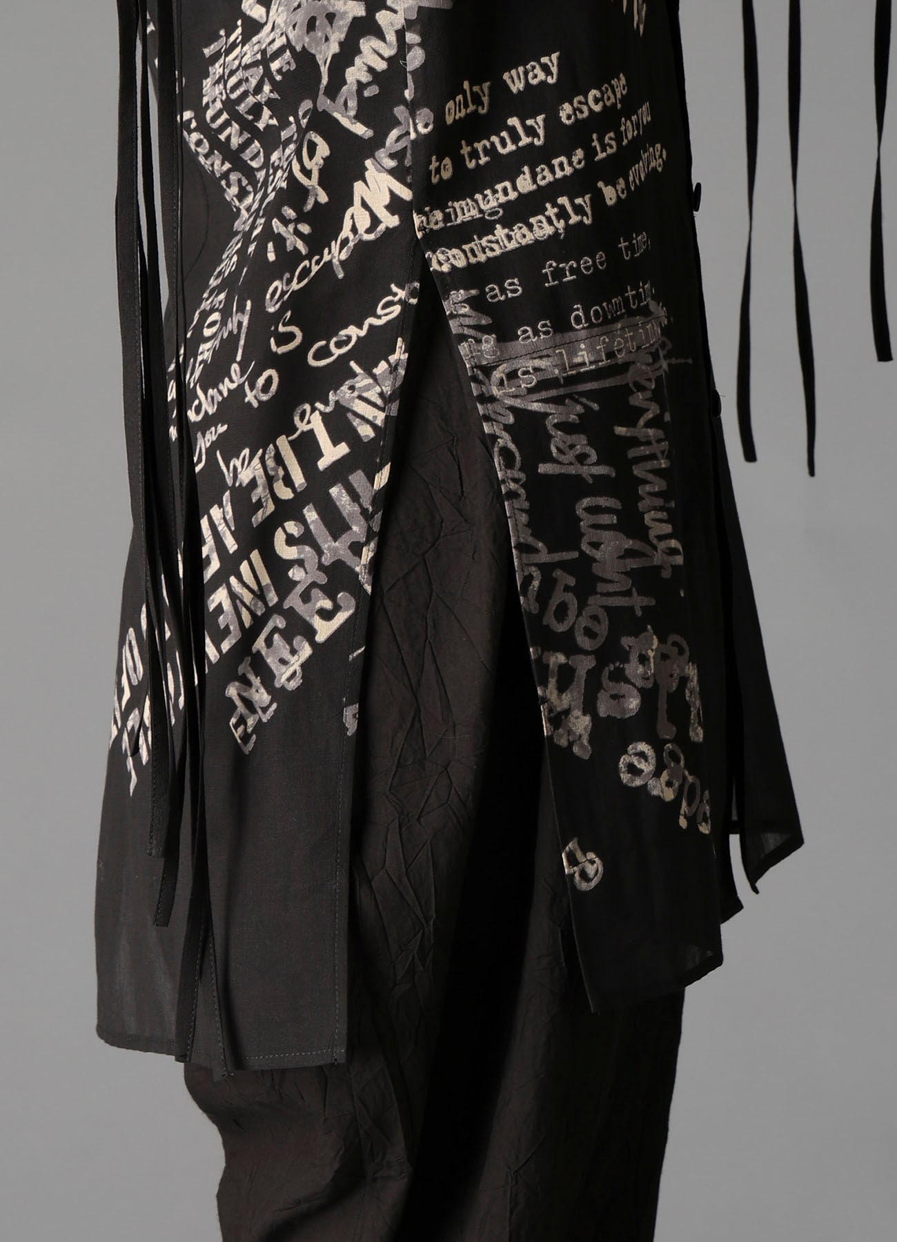 MESSAGES PT STRINGS BLOUSE A