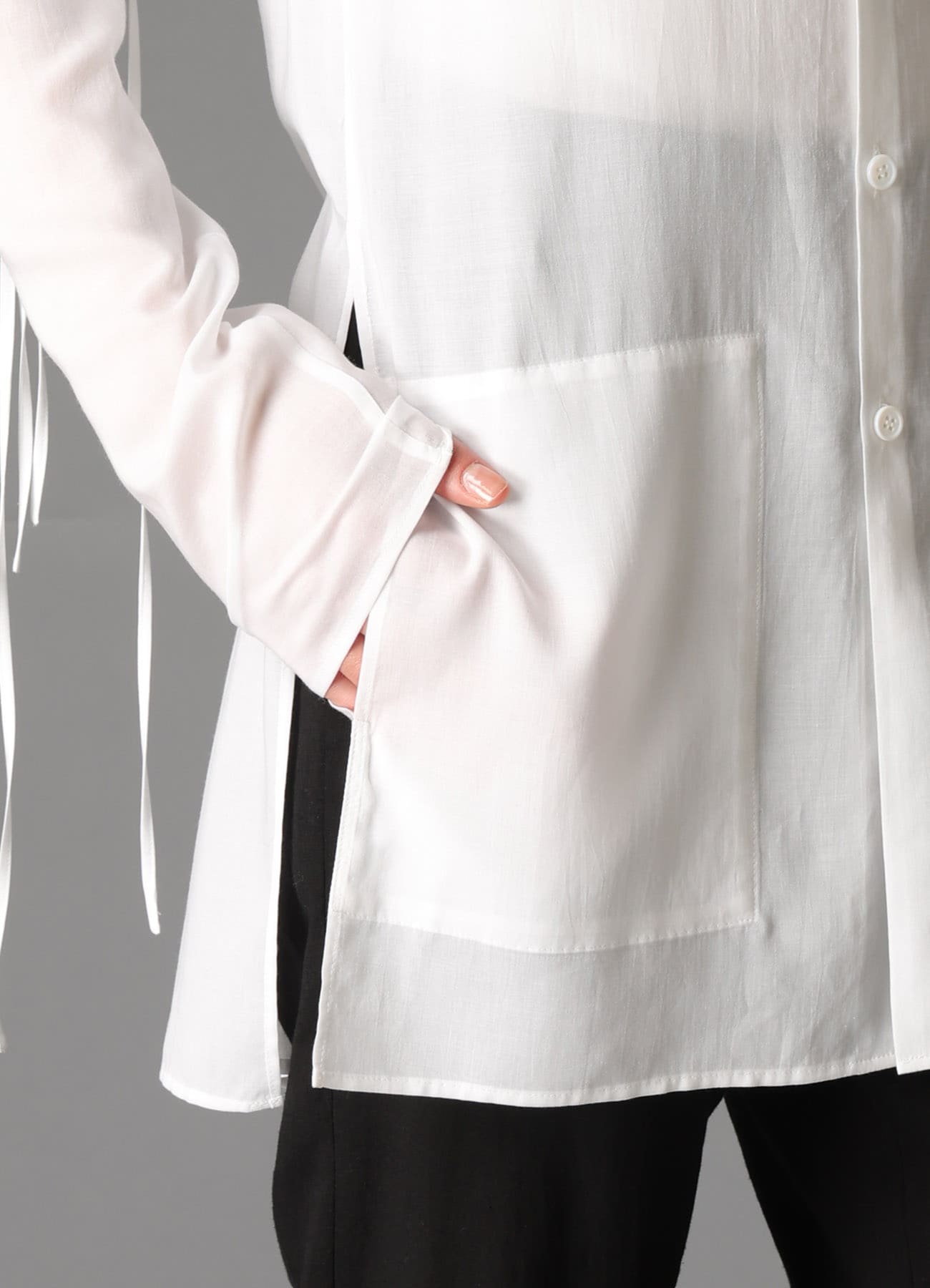 SOFT LAWN STRINGS BLOUSE