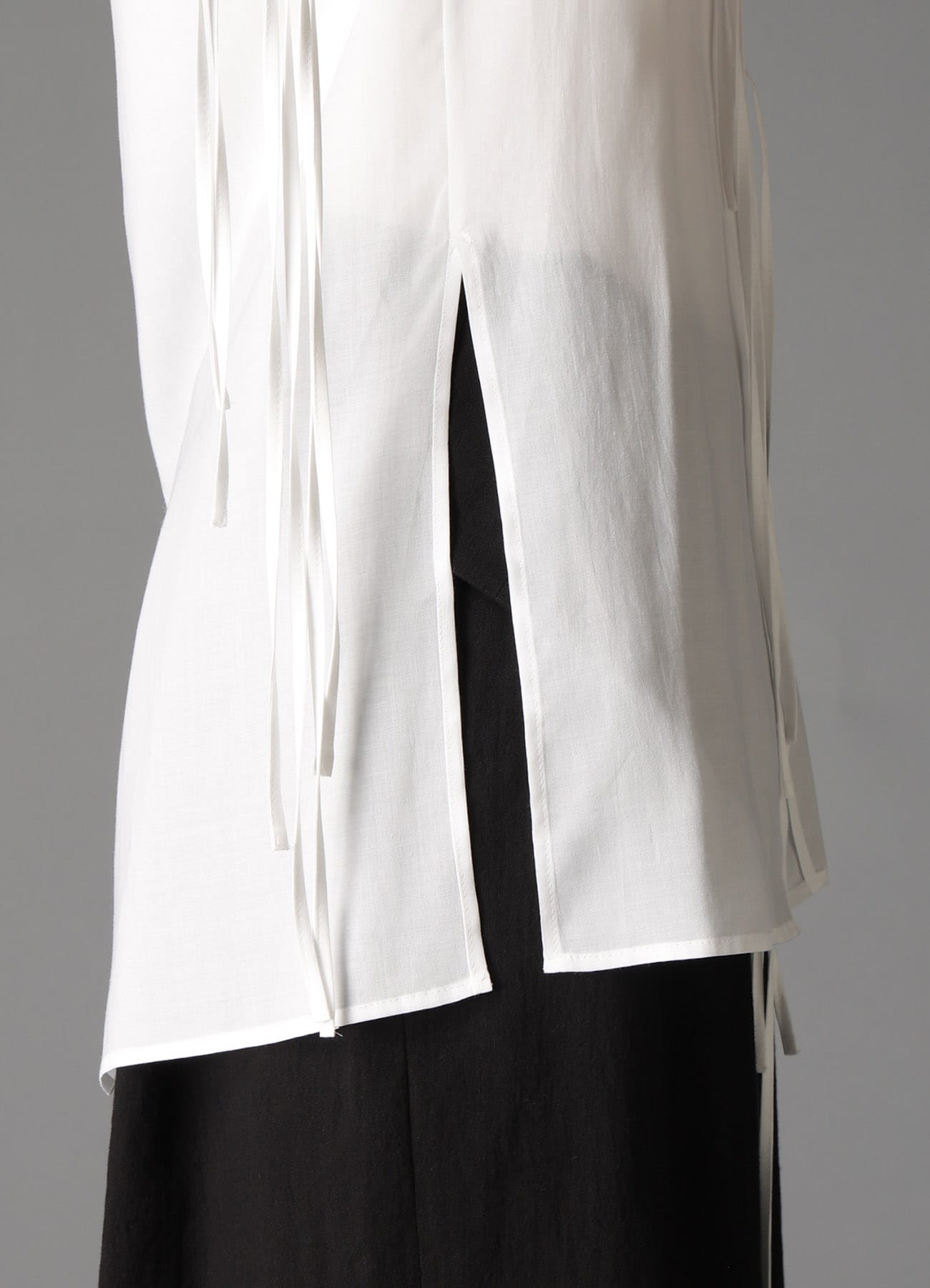 SOFT LAWN STRINGS BLOUSE B