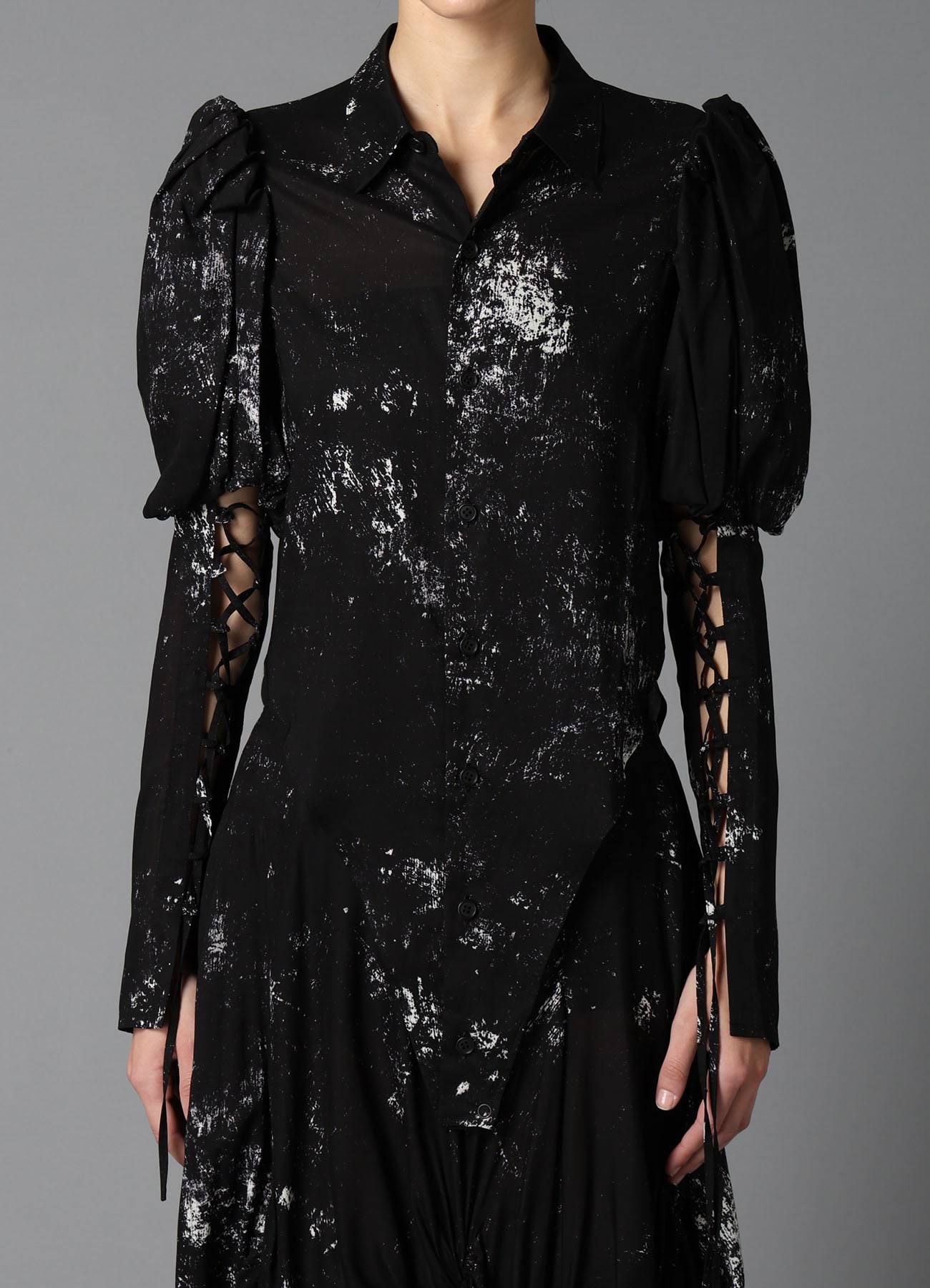 GALAXY PT LACE UP SLEEVE BLOUSE