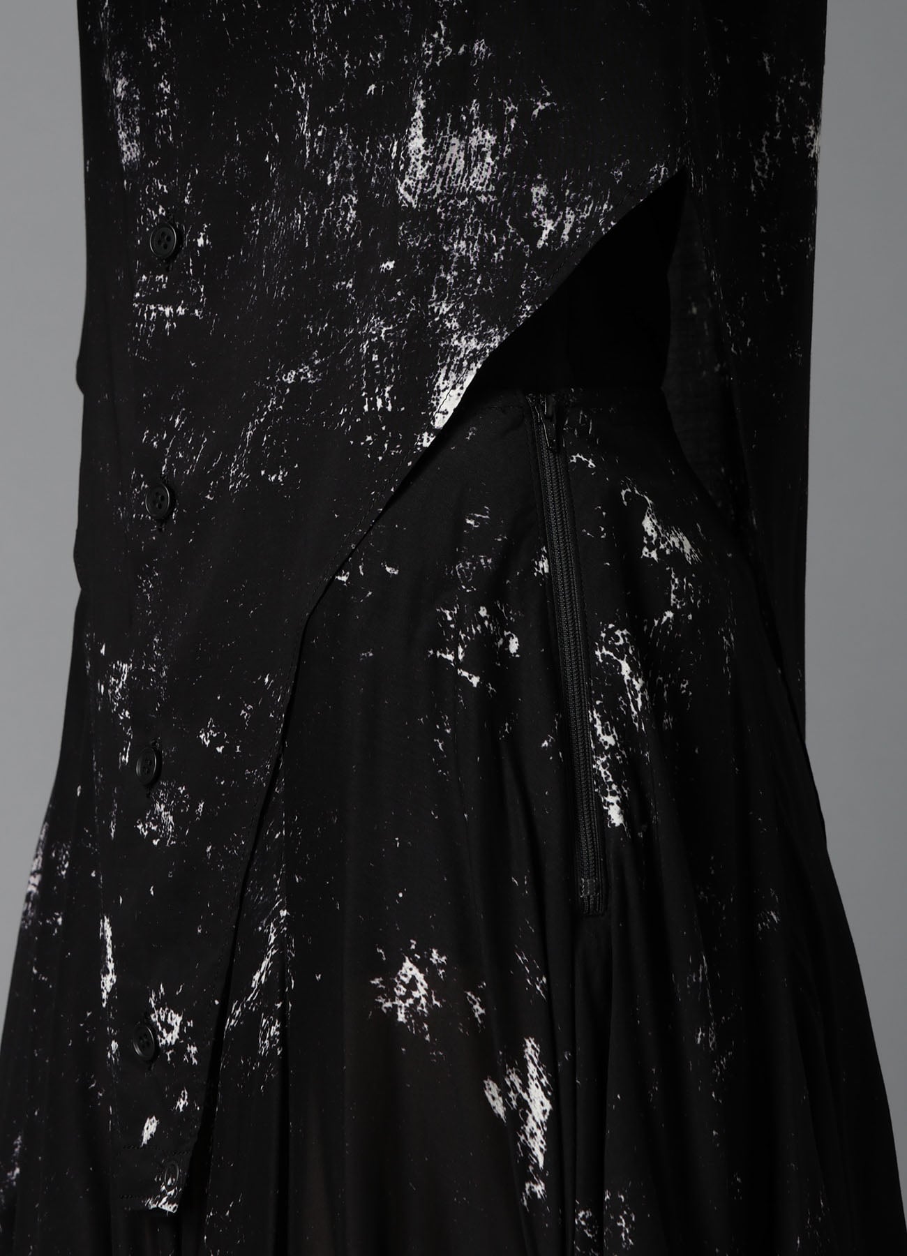 GALAXY PT LACE UP SLEEVE BLOUSE