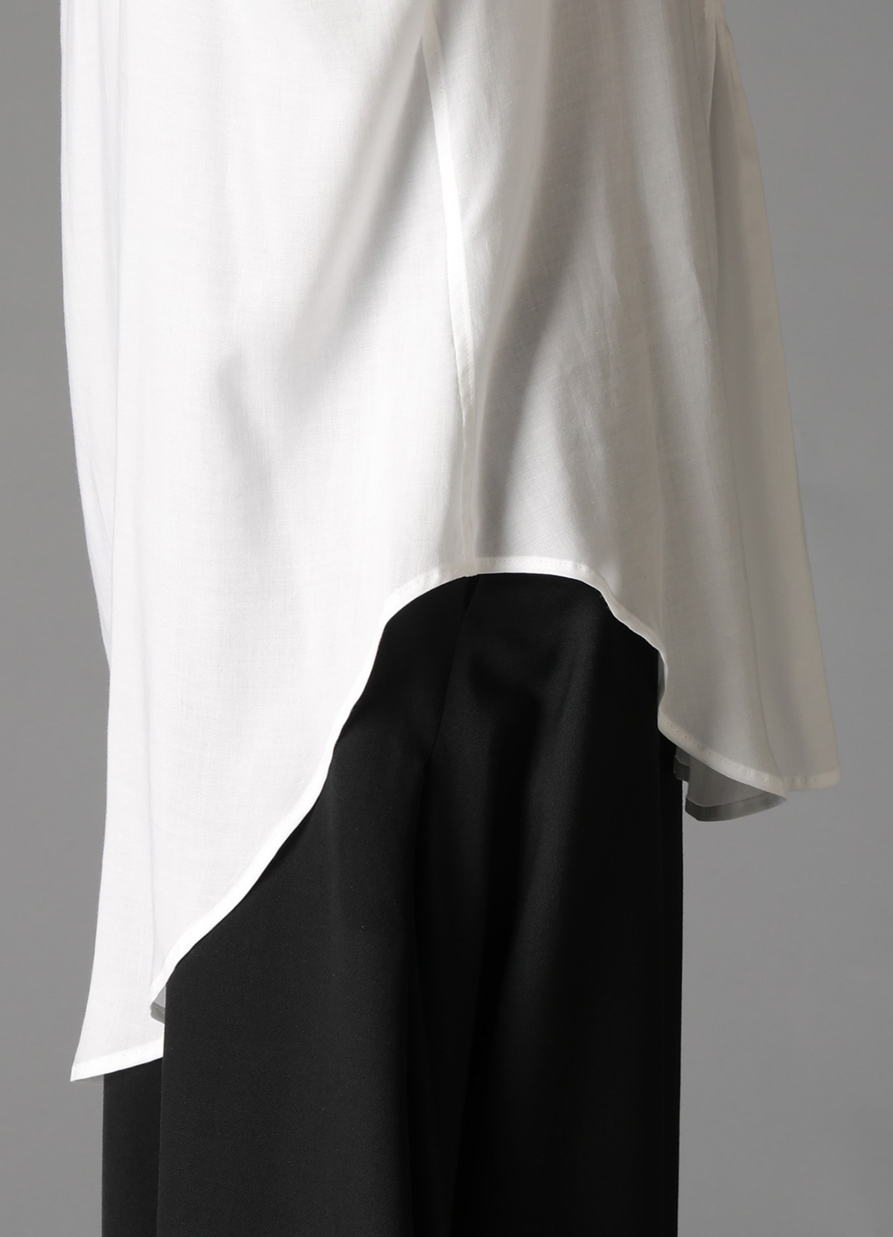 SOFT LAWN PLACKET FRONT BLOUSE