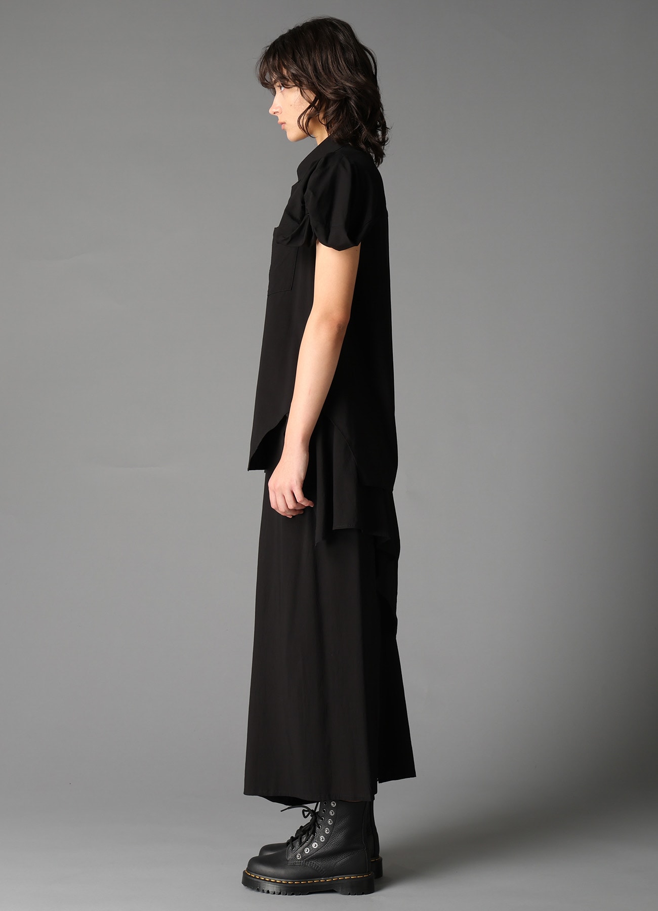 RY/ WRINKLED LAWN TWISTED SLEEVE BLOUSE