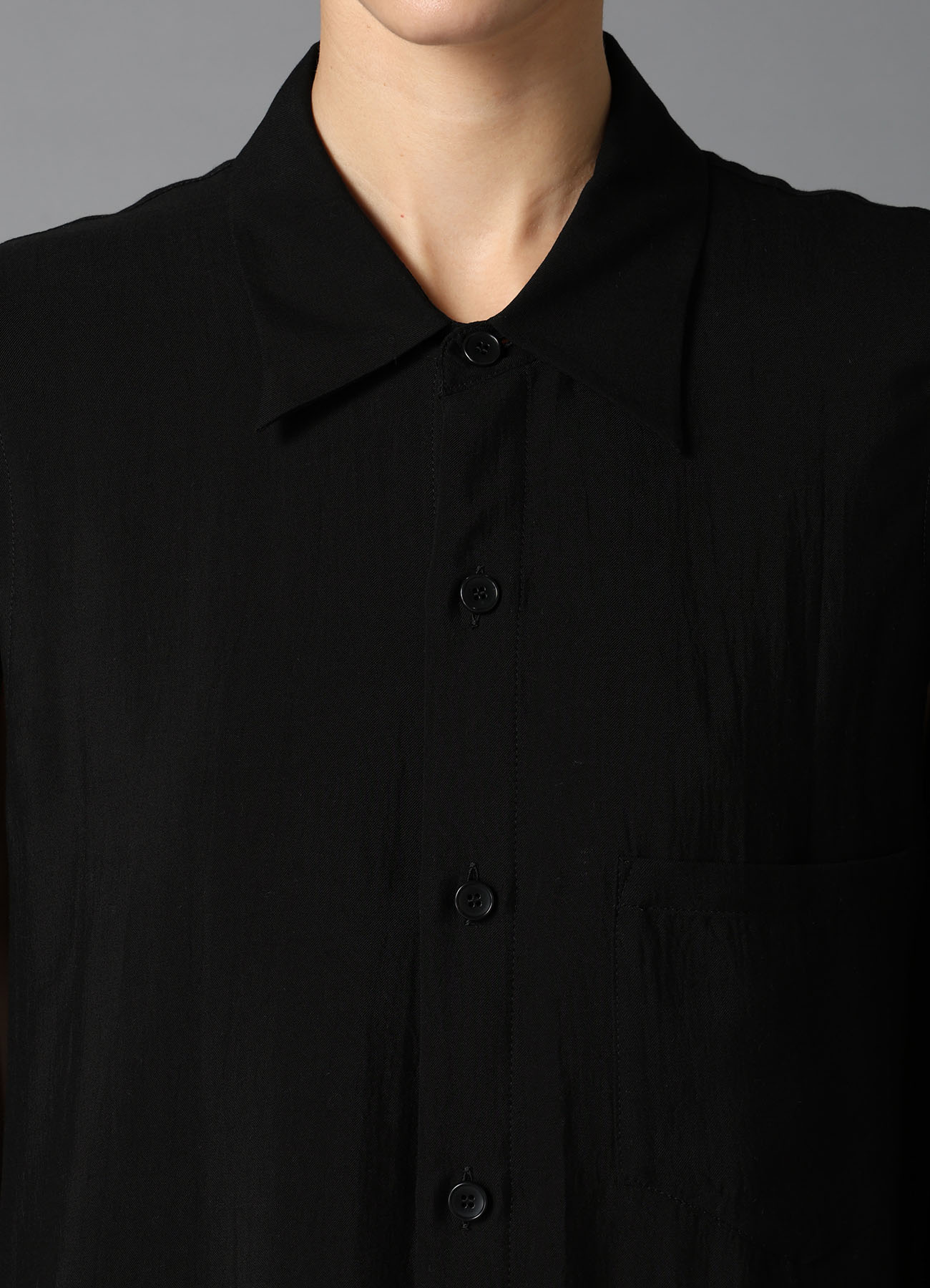 HIGH TWISTED GABARDINE FRINGE BLOUSE