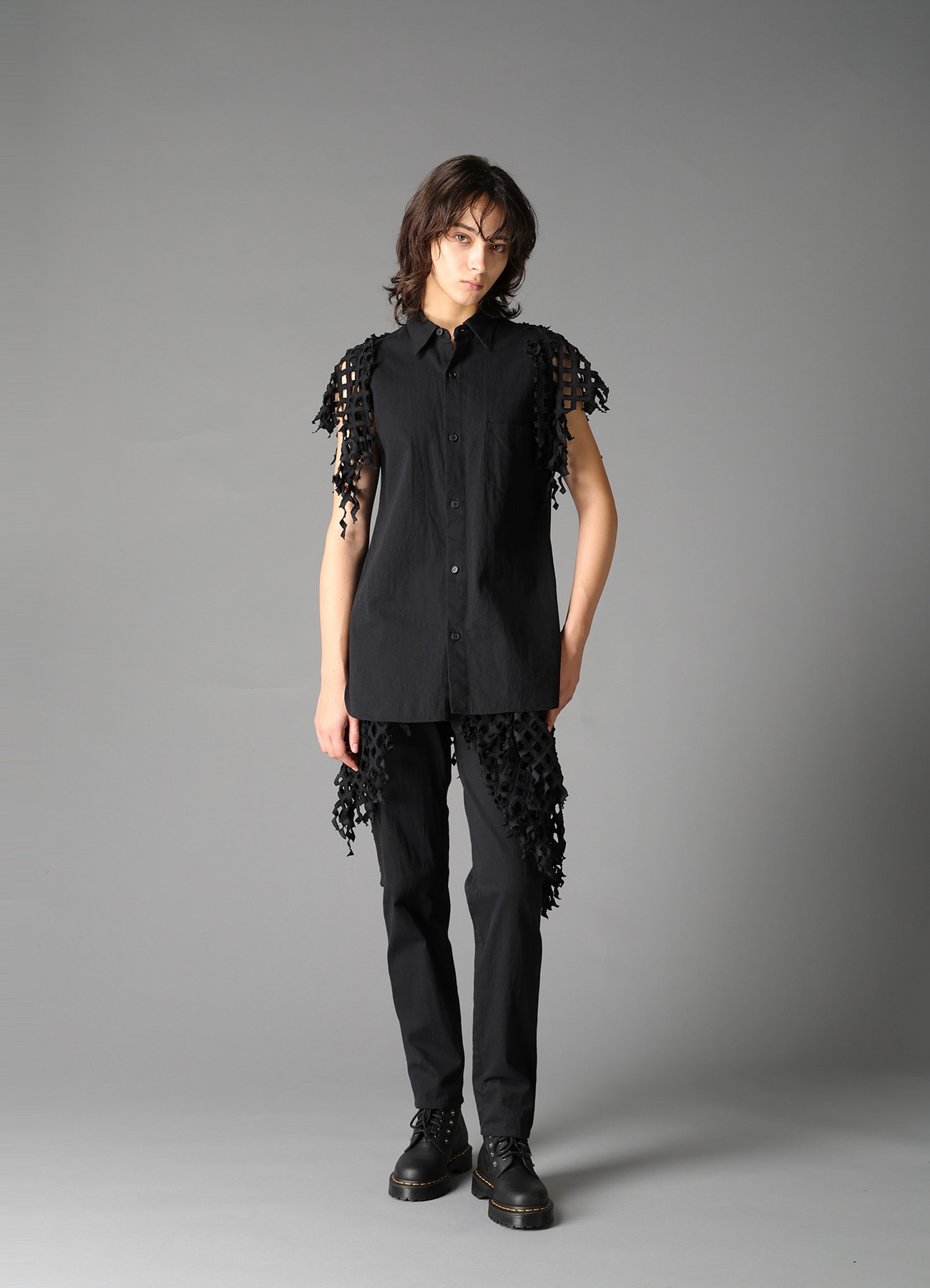BLACK DENIM DESIGNED SLEEVE BLOUSE B