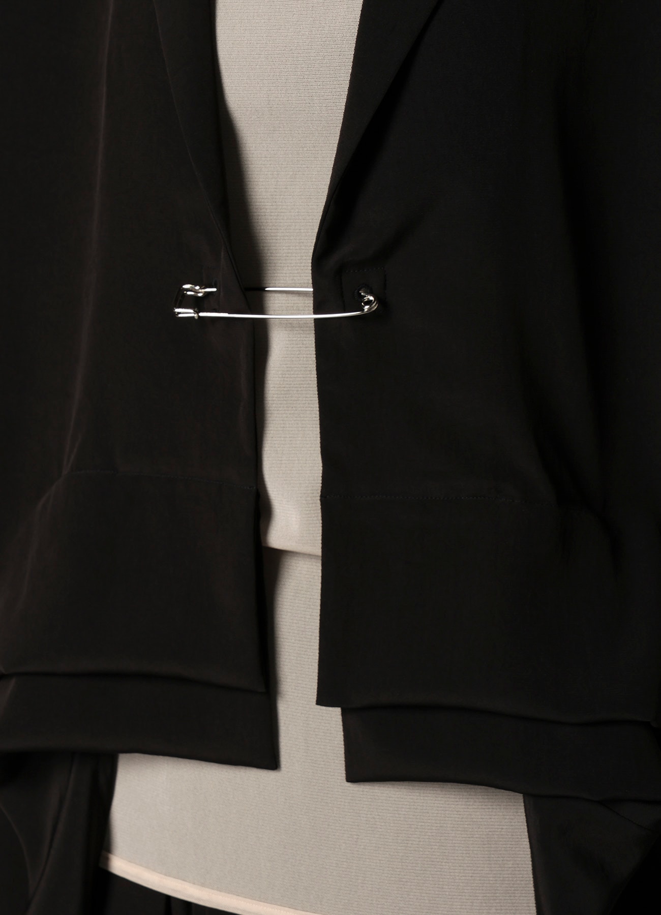 TRIACETATE DECIN FRONT PIN TUCK SHIRT