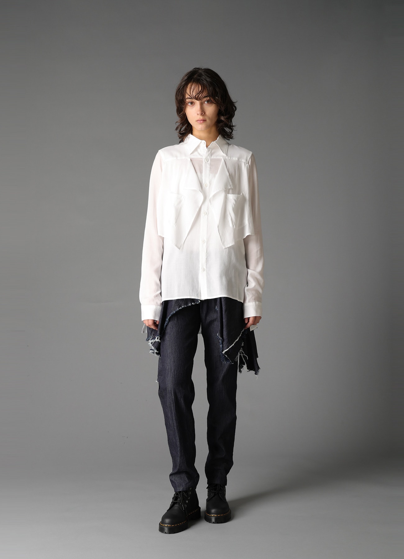 SOFT LAWN SQUARE PANEL BLOUSE