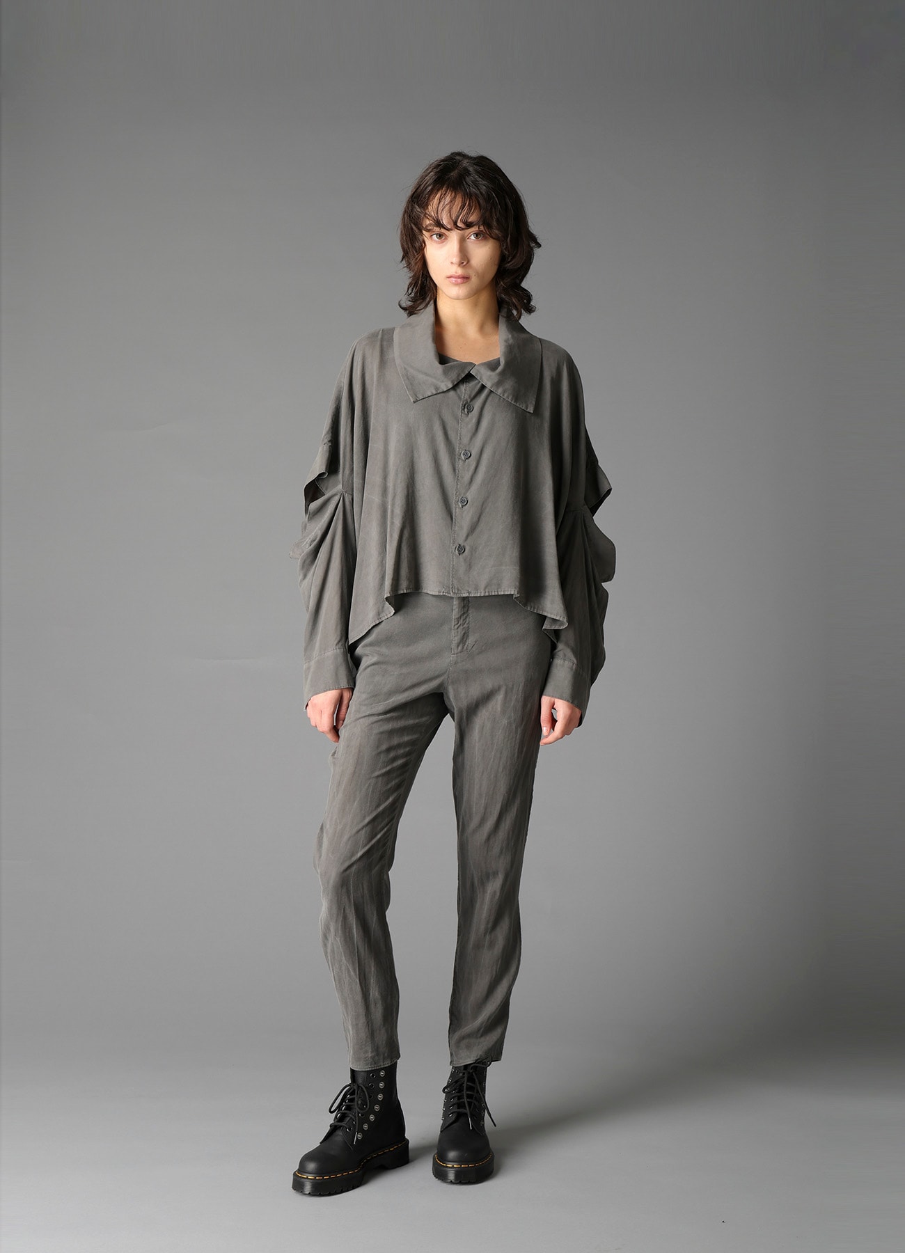 GARMENT-DYED LAWN ELBOW SLIT SHIRT