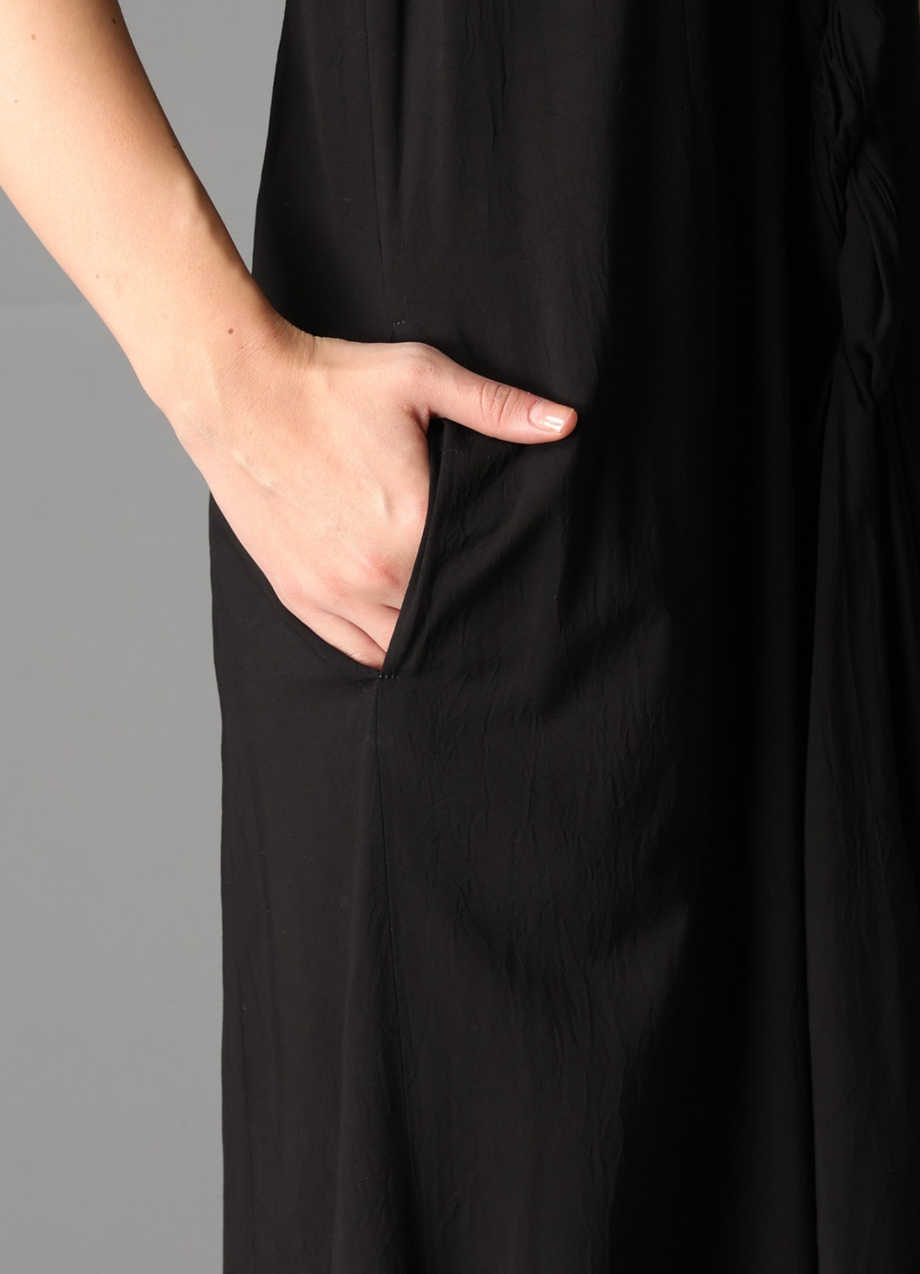 RY/ WRINKLED LAWN TWISTED DRESS A