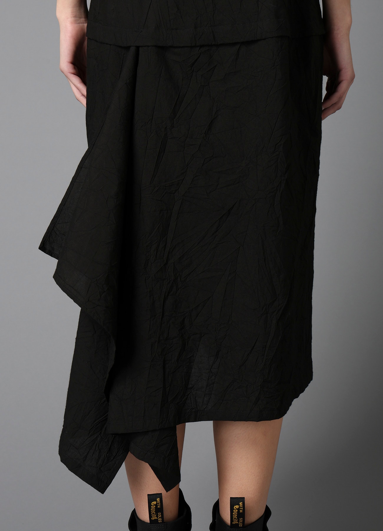 WRINKLED TYPEWRITER  DESIGNED SLEEVE DRESS