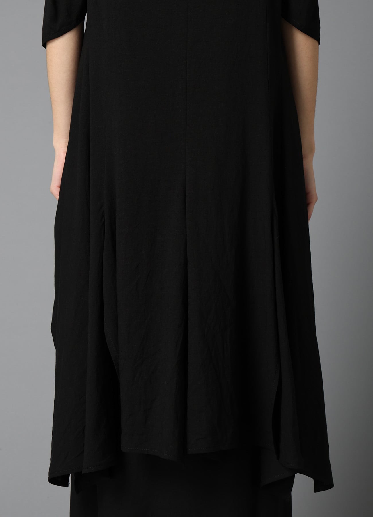 CELLULOSE/ LINEN LAWN OPEN SHOULDER LONG JACKET