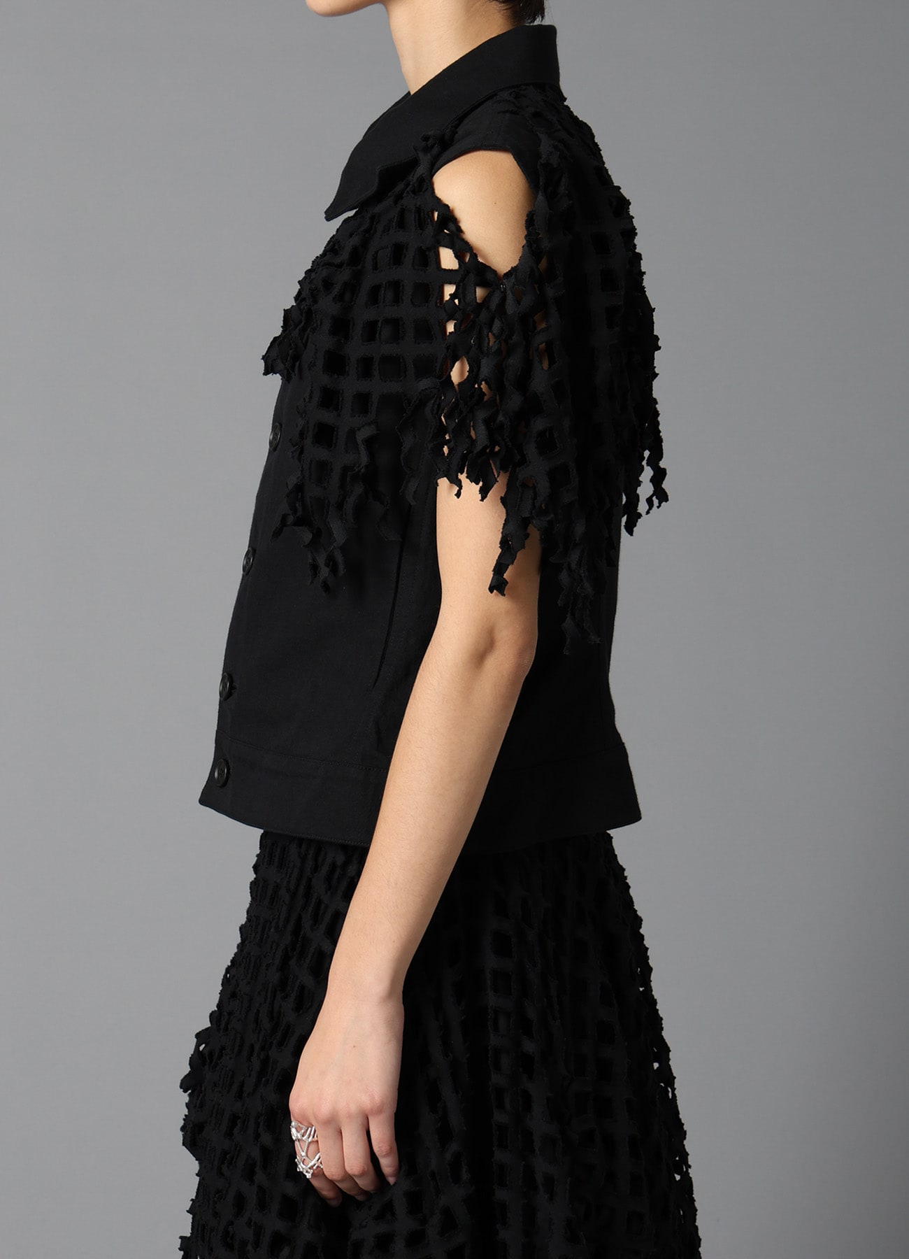 BLACK DENIM DESIGNED PANEL JACKET